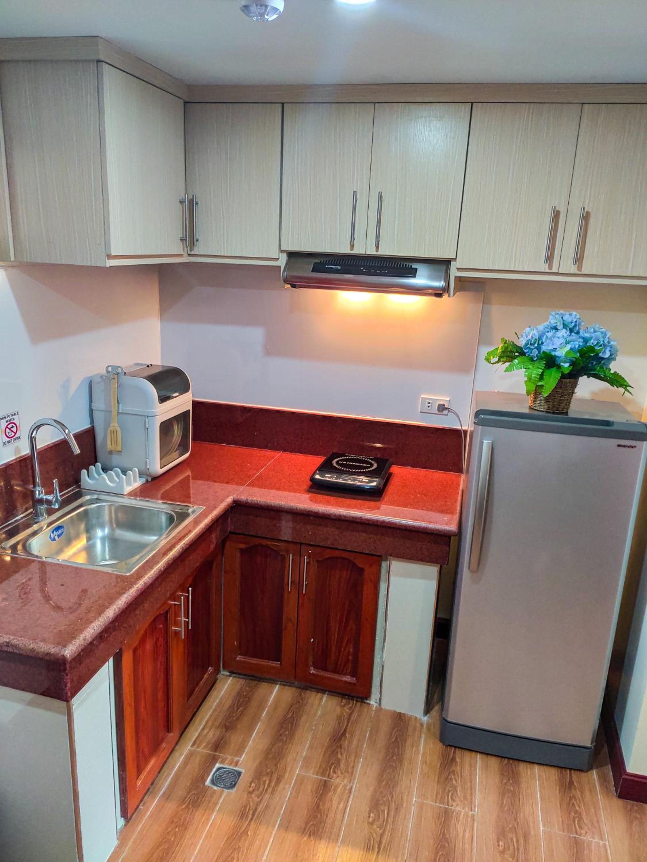 Classic Triple Room - Photo 12