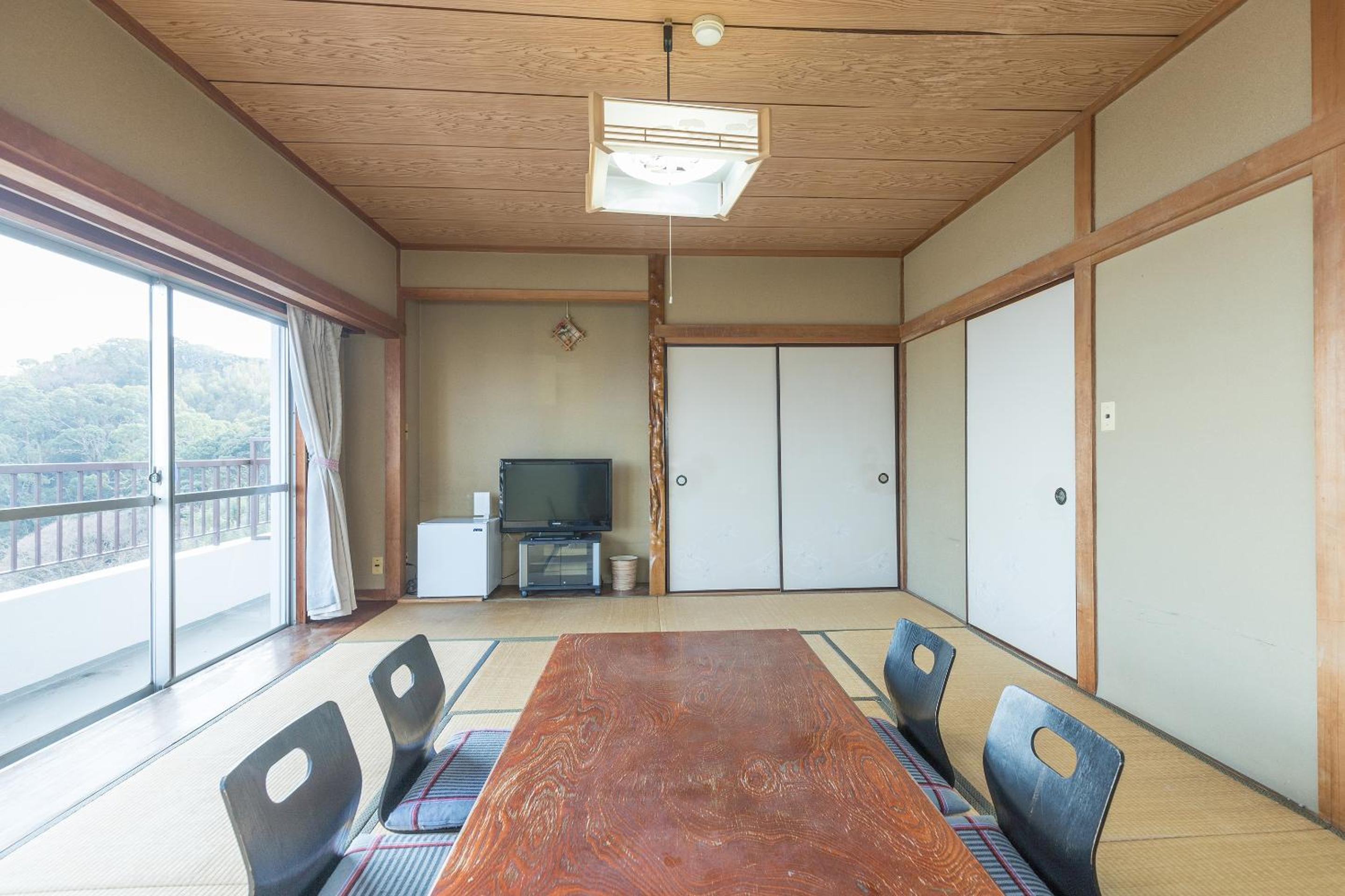 Japanese-Style Quintuple Room - Smoking - Photo 1