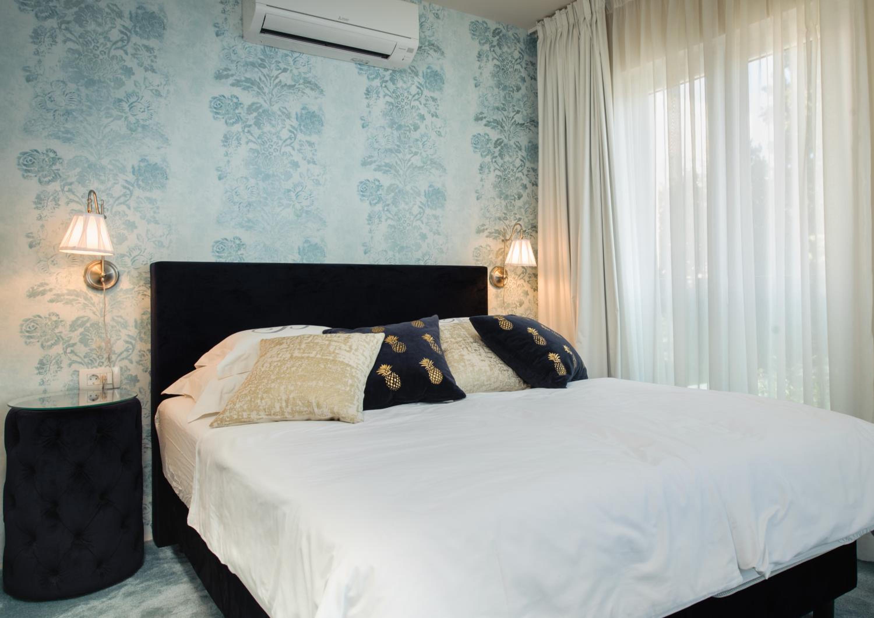 Apartment with Sea View photo 1