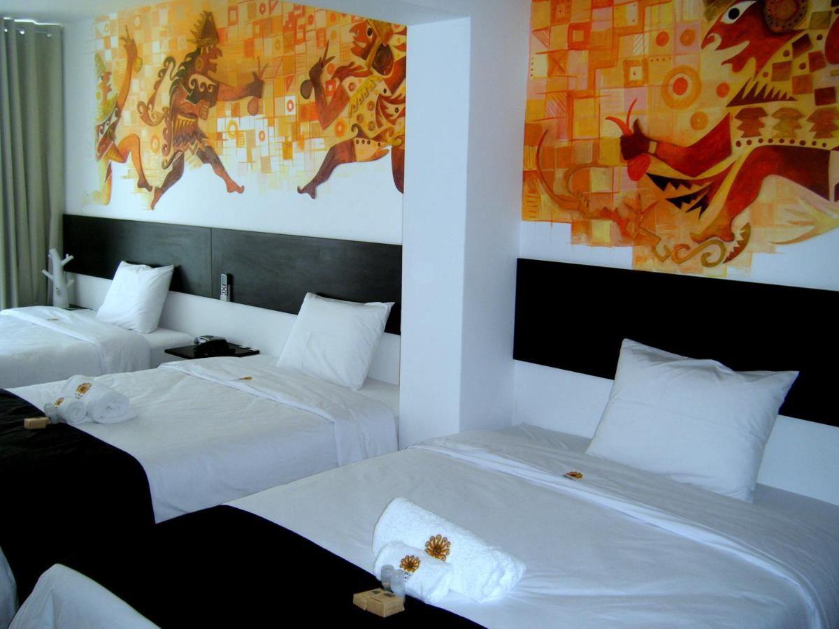 Junior Suite with Pool View (3 adults) photo 2
