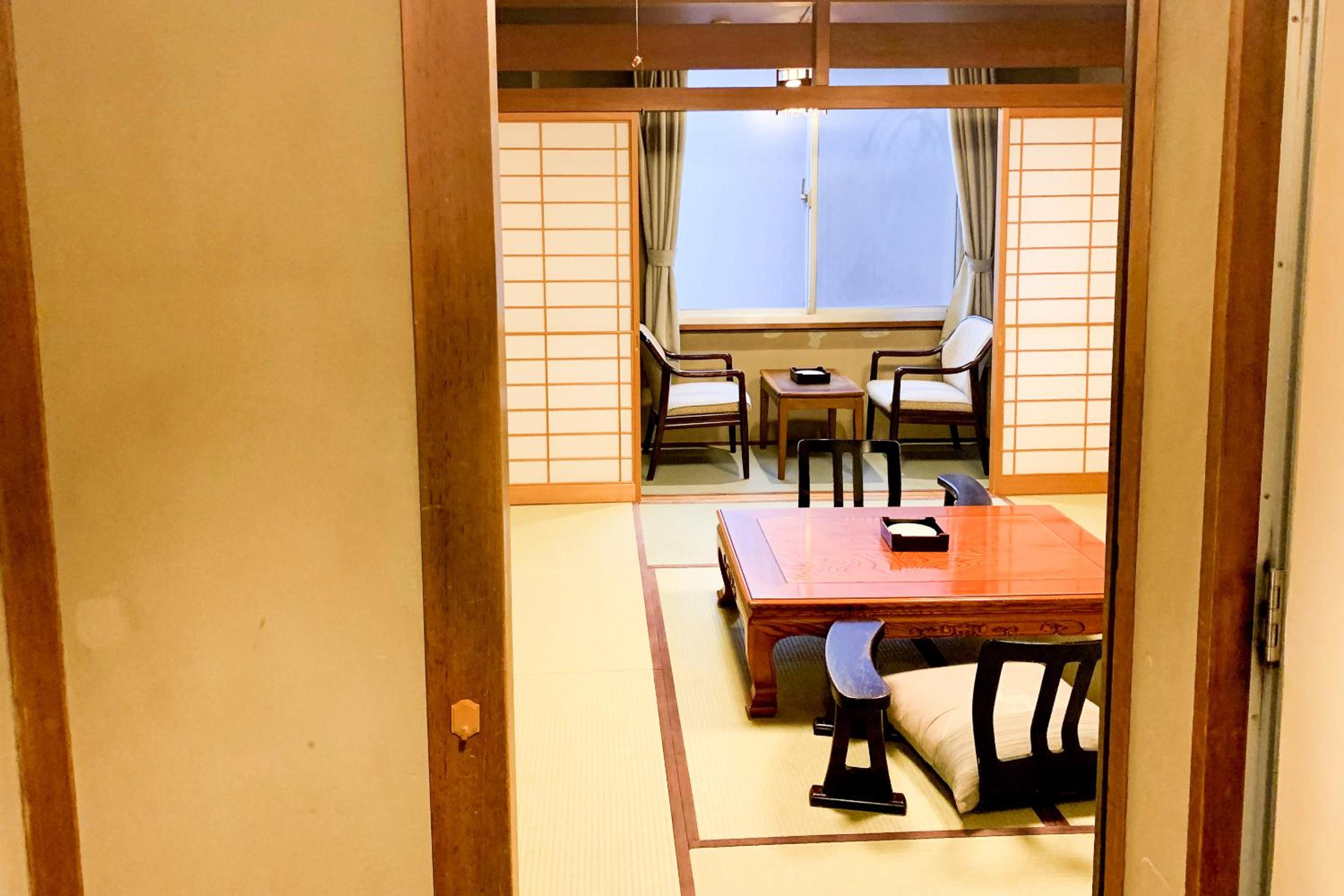 Japanese-Style Triple Room - Smoking photo 3