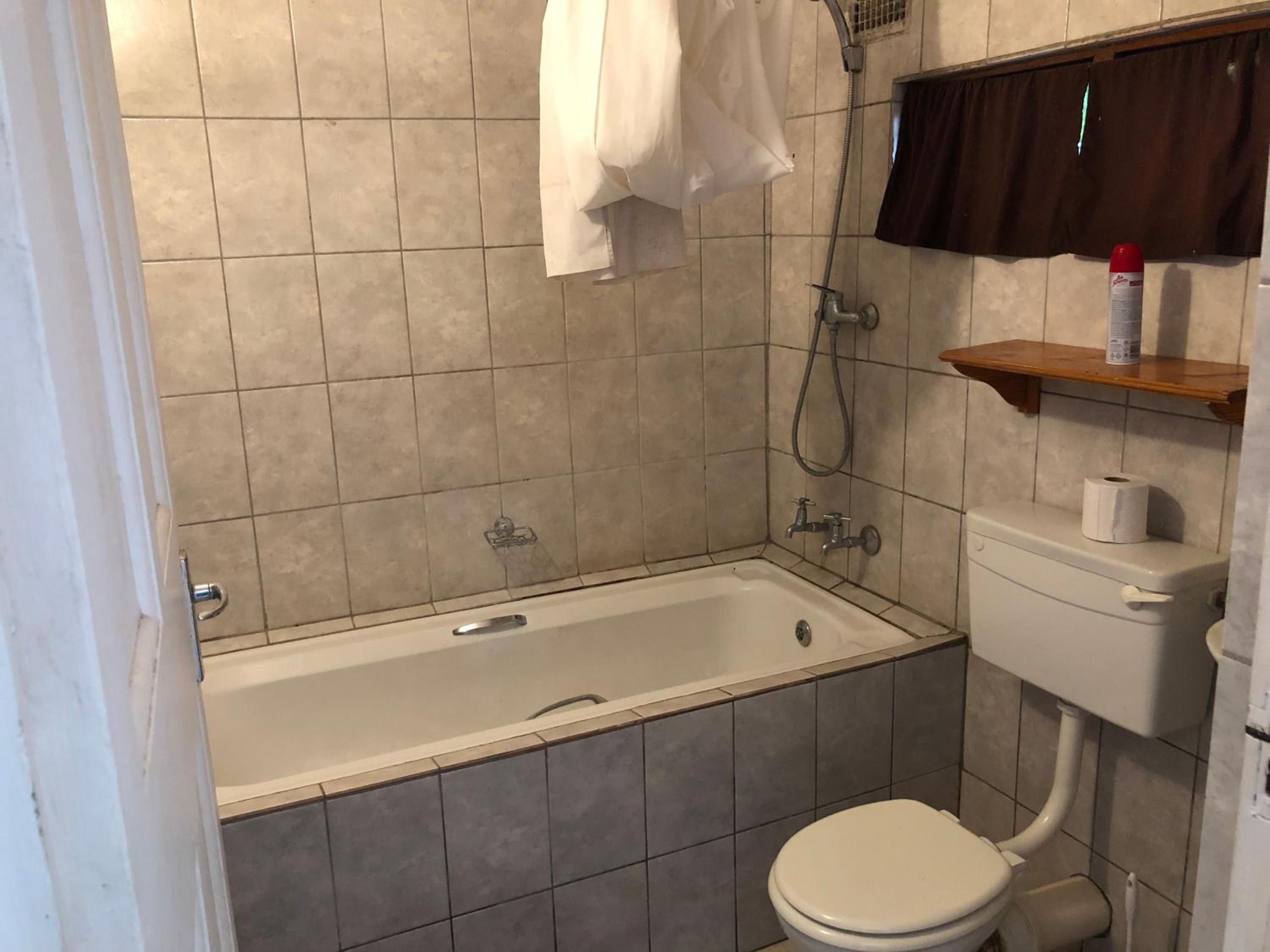 Deluxe Double Or Twin Room photo 3