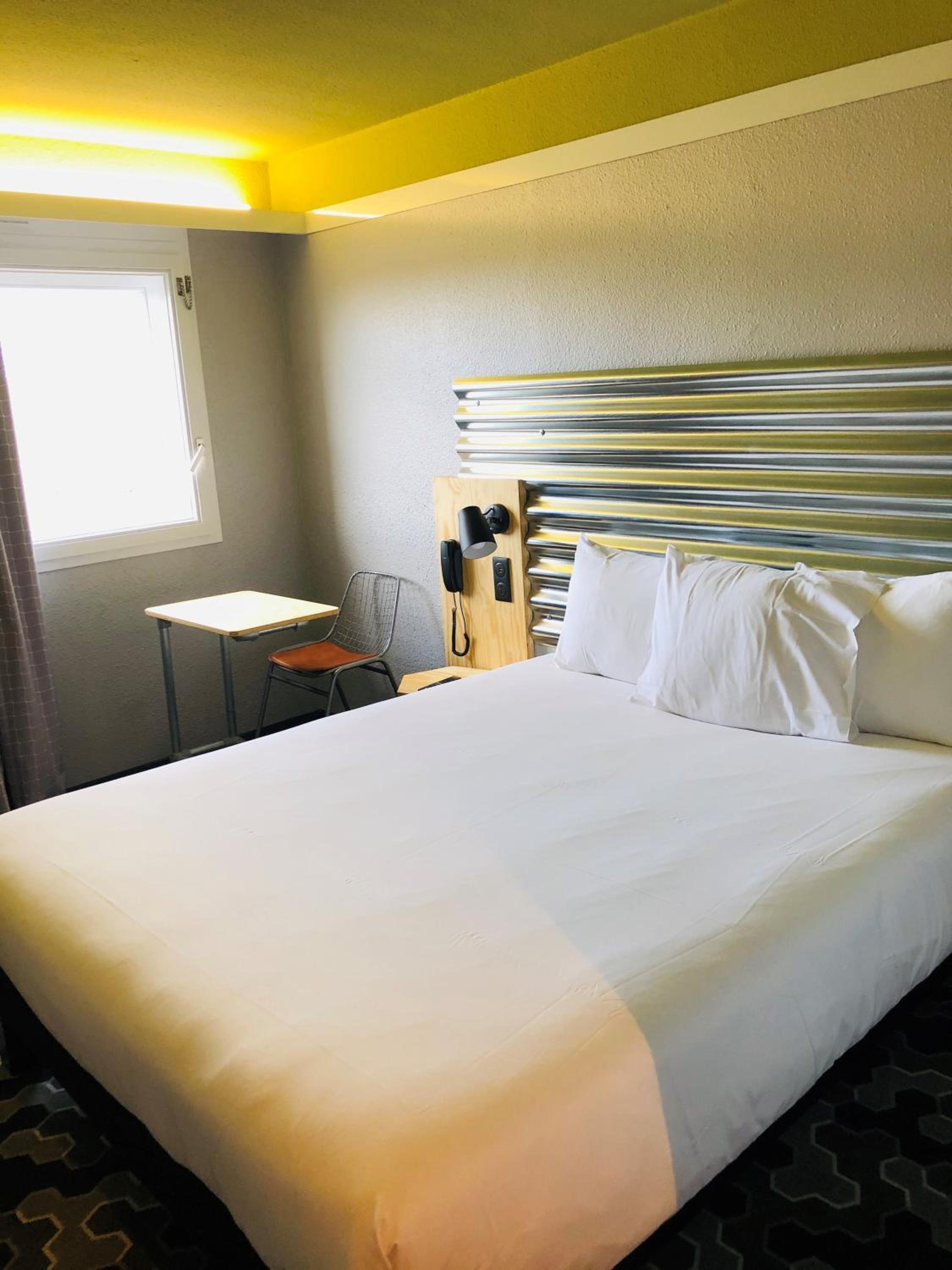 Standard Double Room - Photo 1