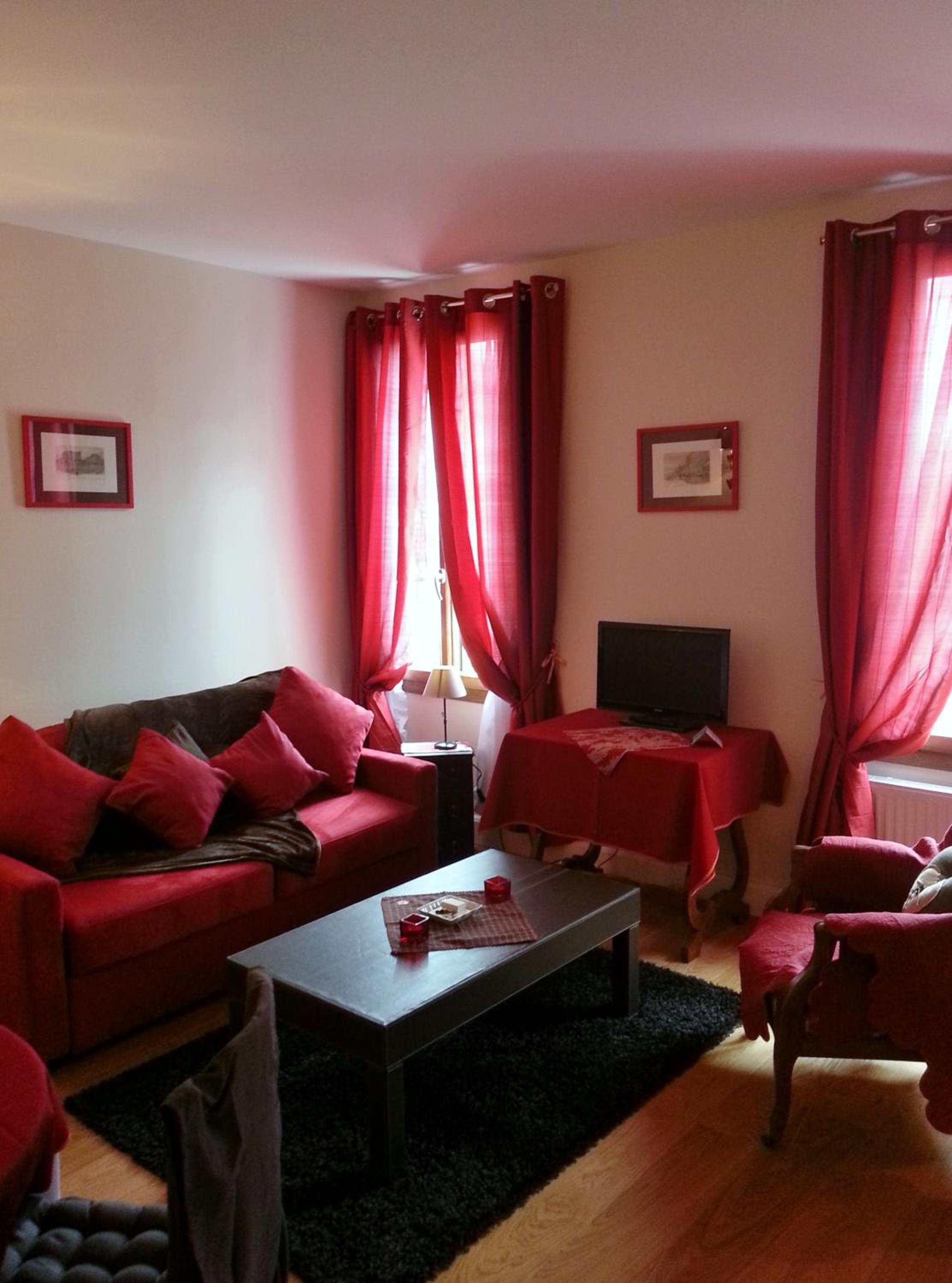 One-Bedroom Apartment (4 Adults)