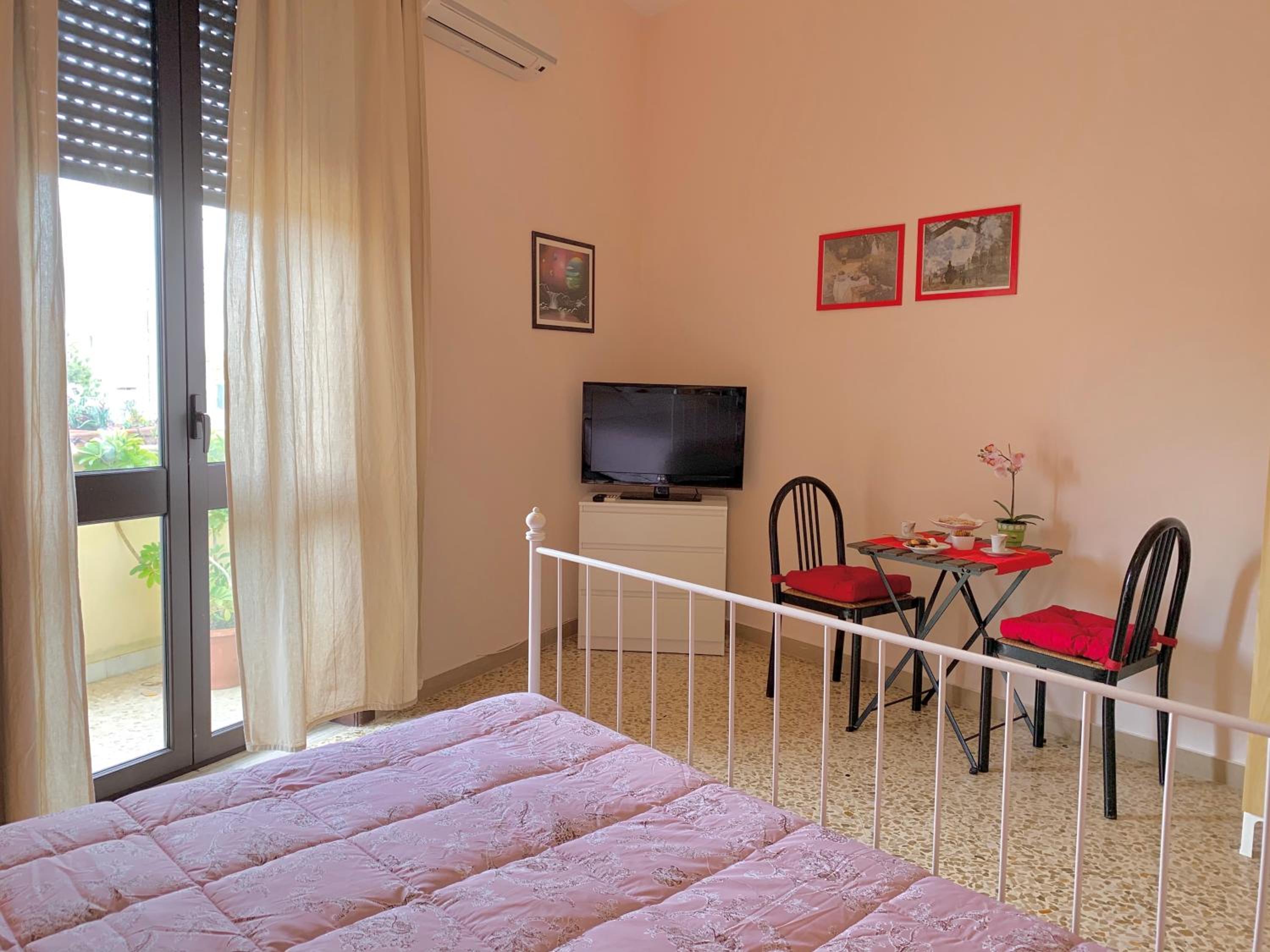 Triple Room - Photo 1