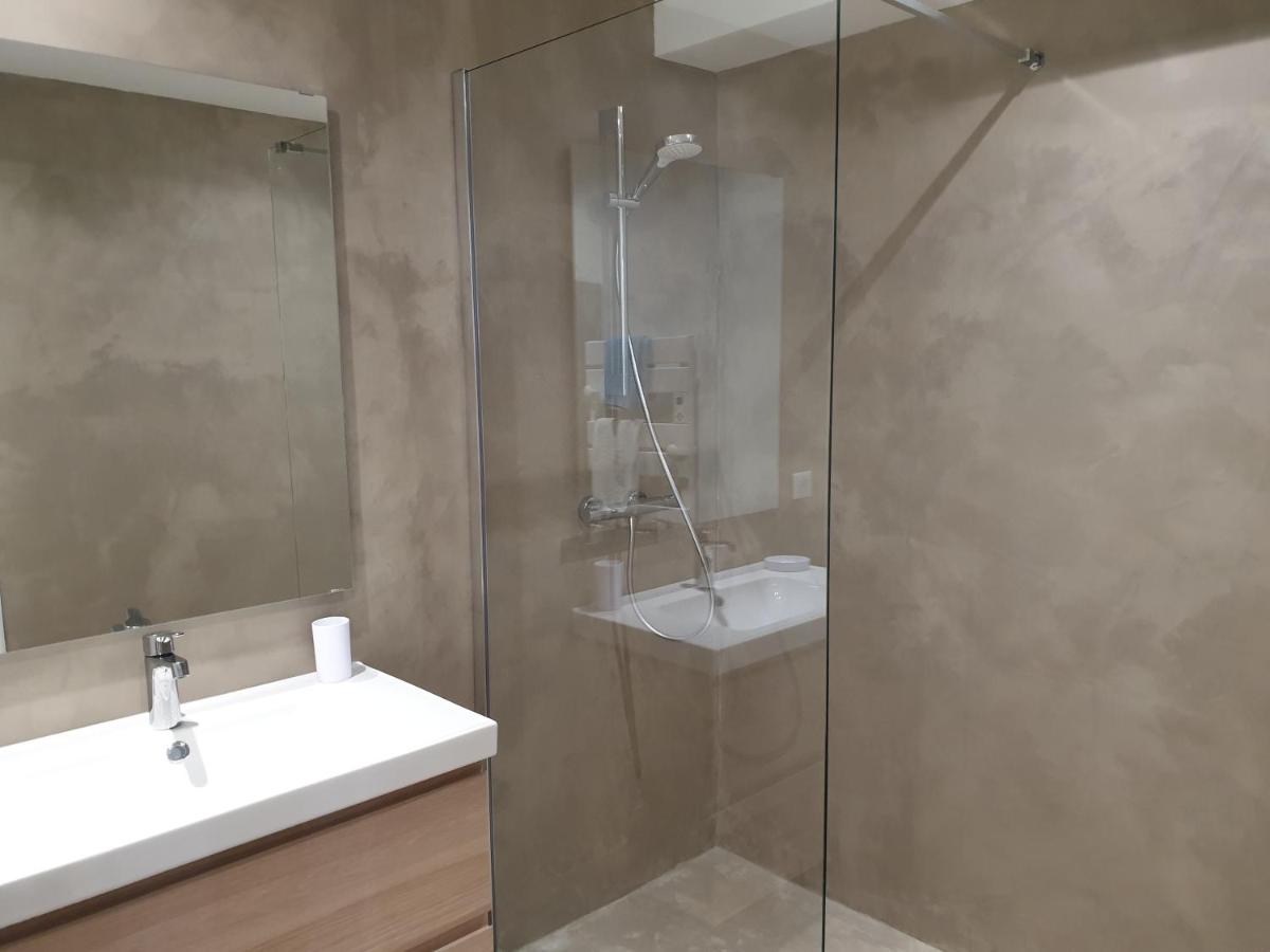 Studio Apartment photo 3