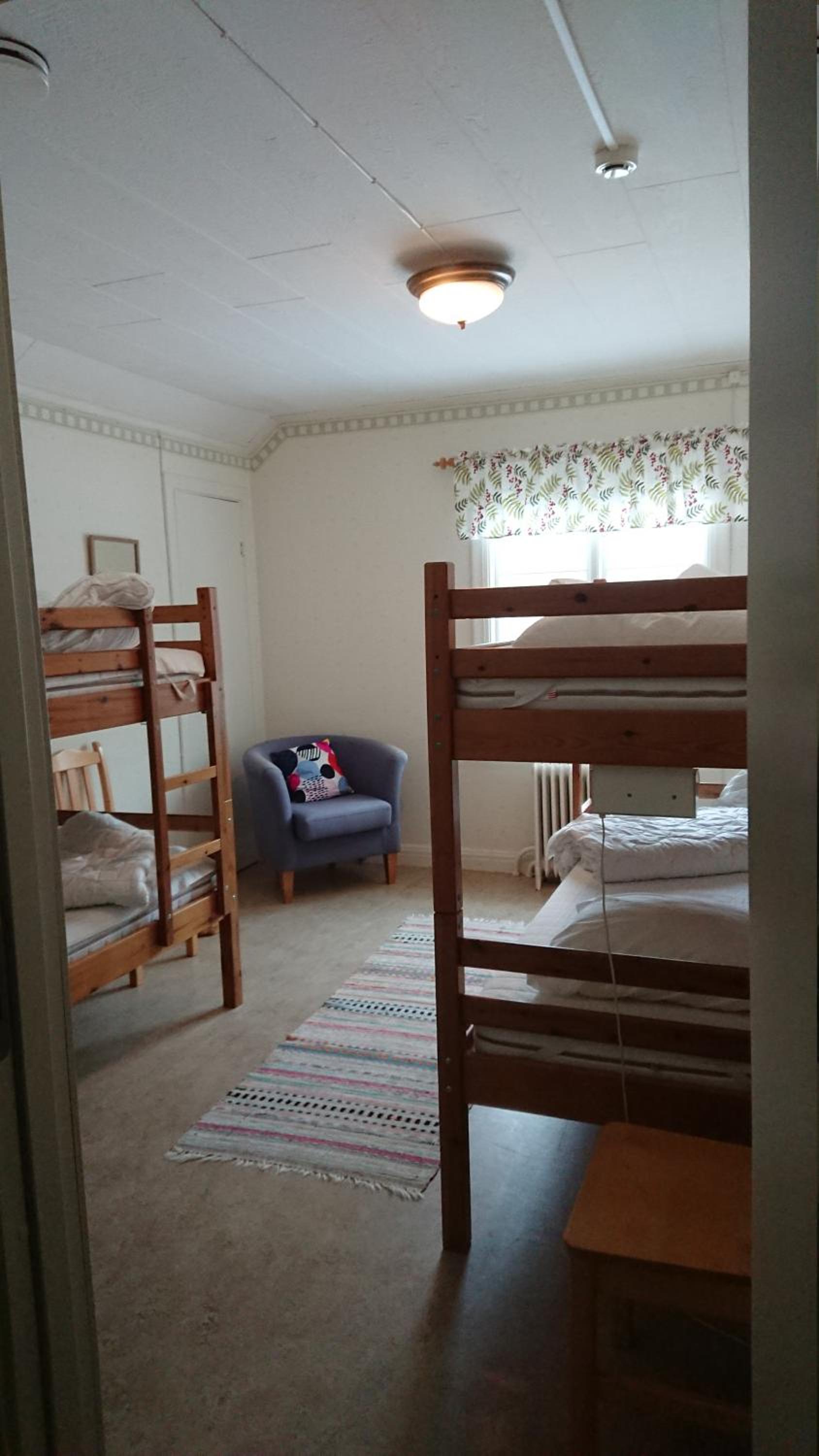 Economy Quadruple Room - Photo 1