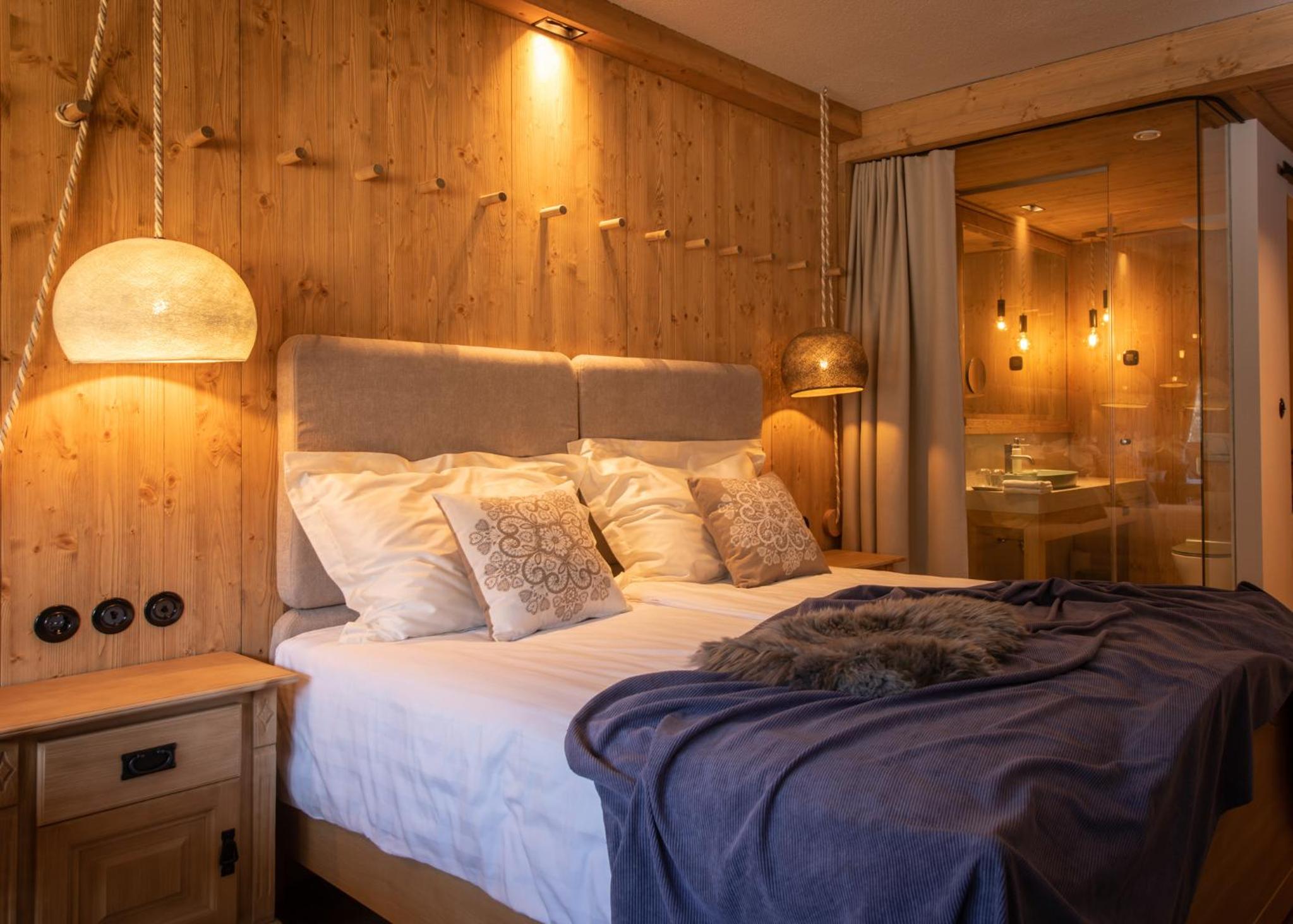 Valentine's Day Package - Superior Room with Balcony