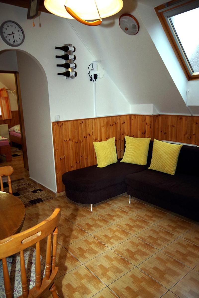 Two-Bedroom Apartment - Photo 4