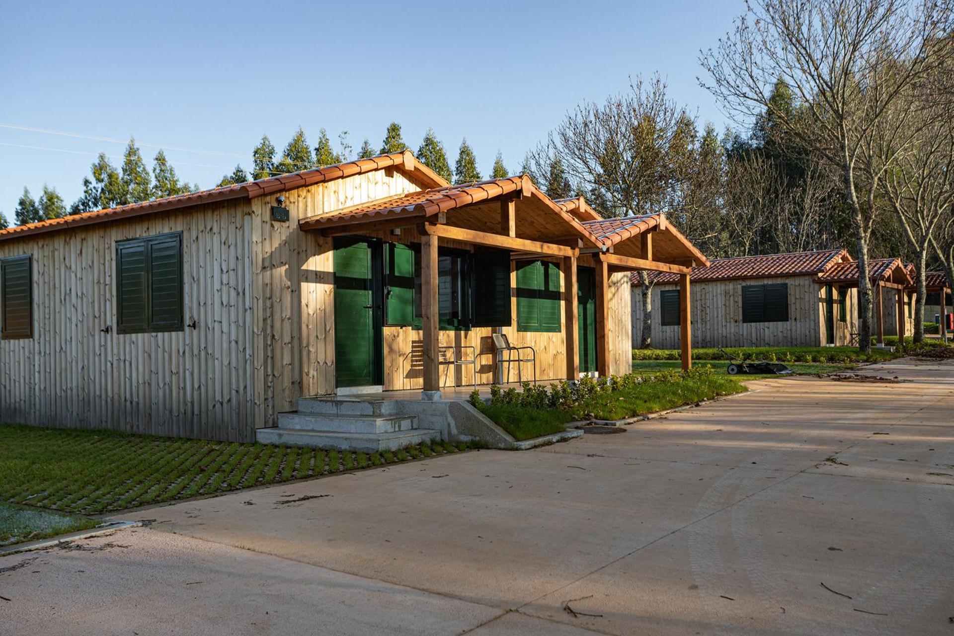 One-Bedroom Bungalow - Photo 7
