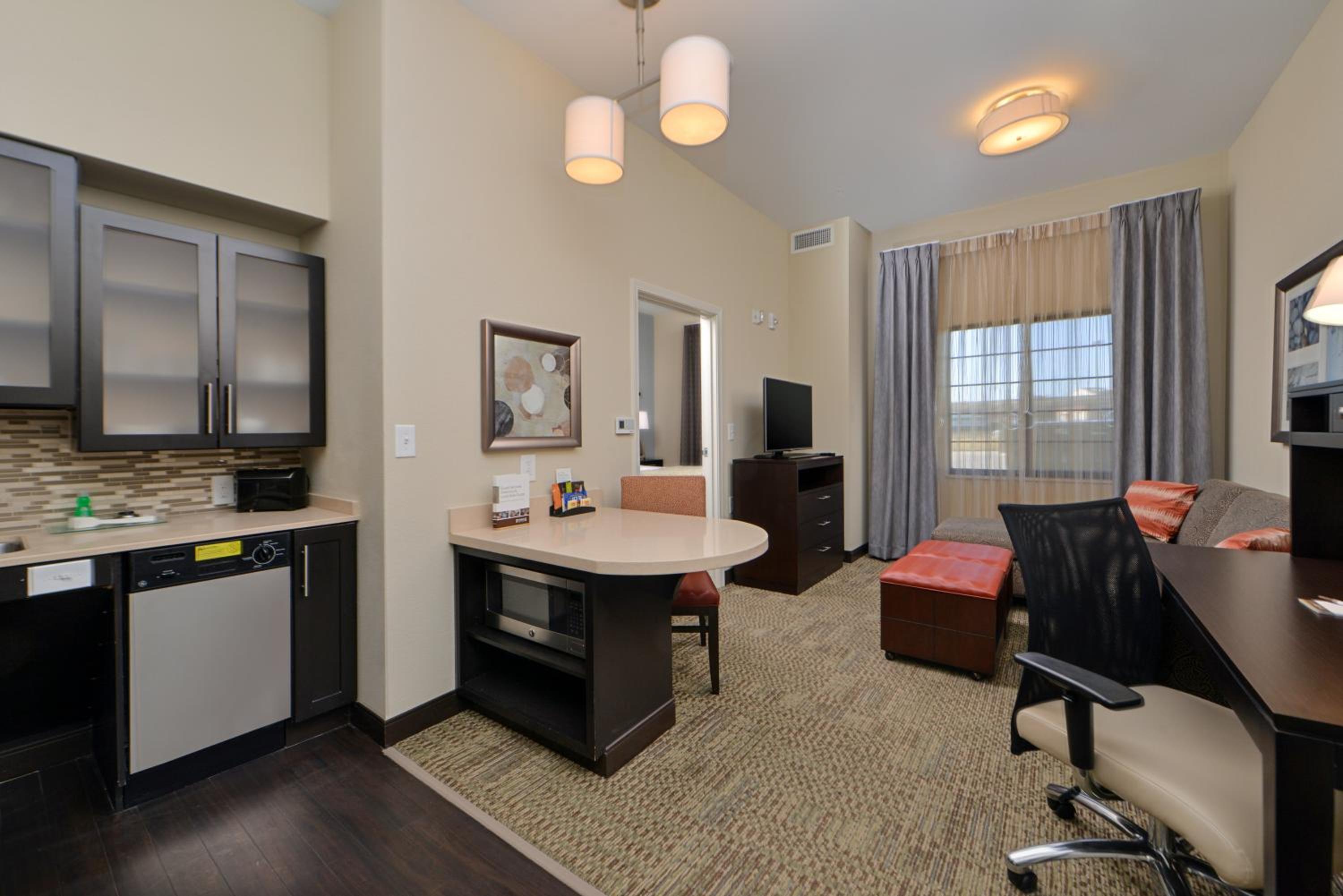 Twin Room - Mobility Access with Bath Tub