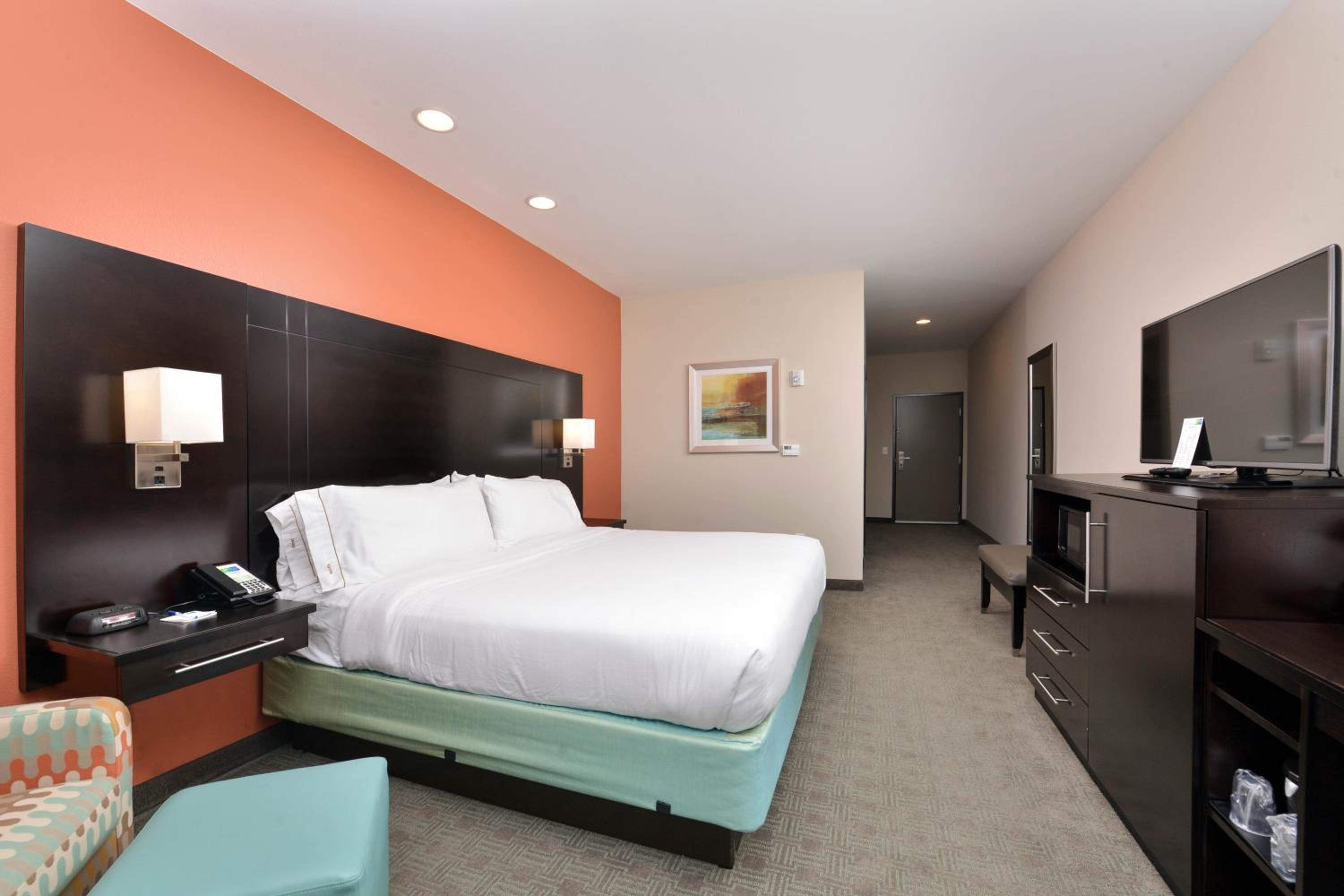 Available room