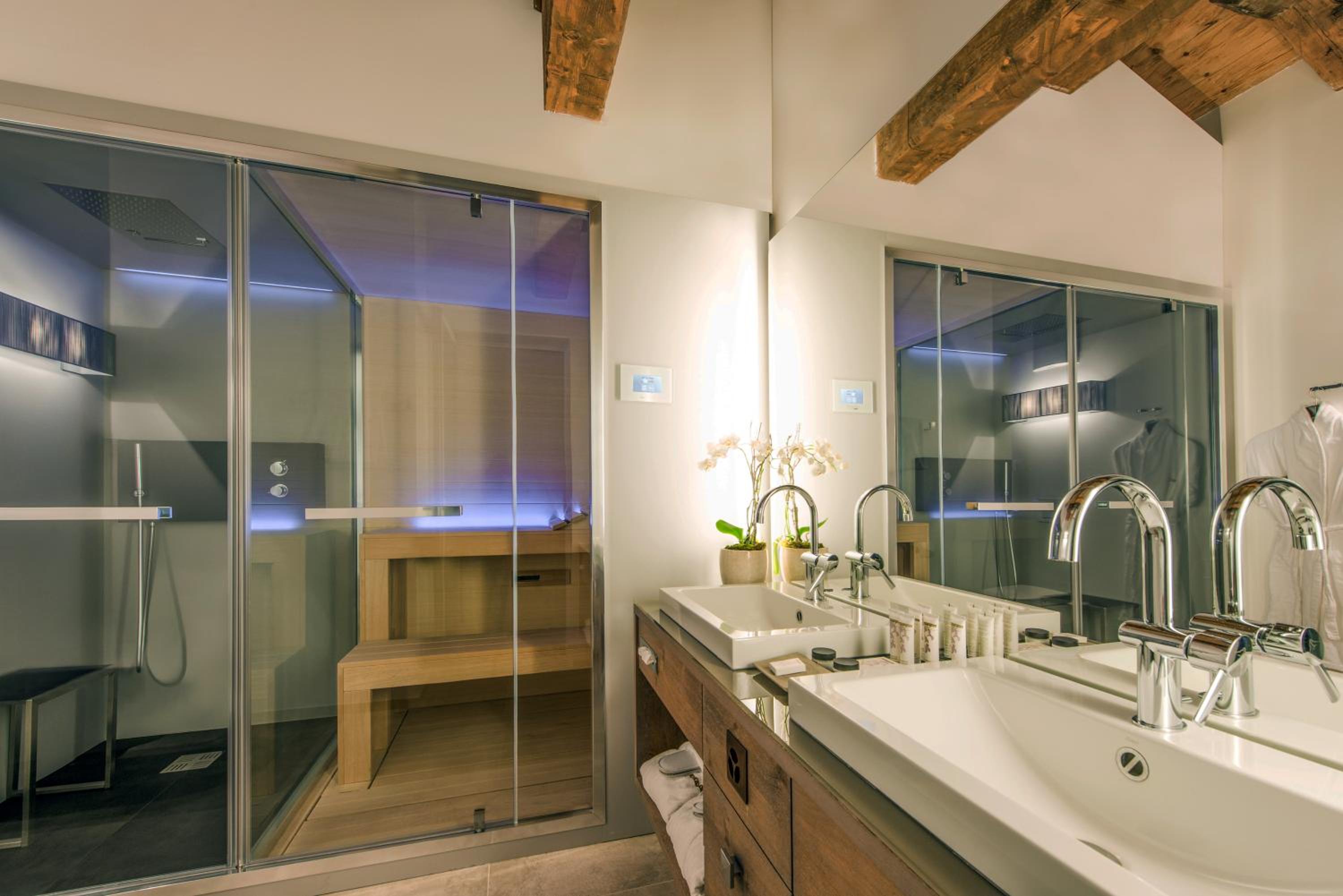 Spa Double Room - Photo 5