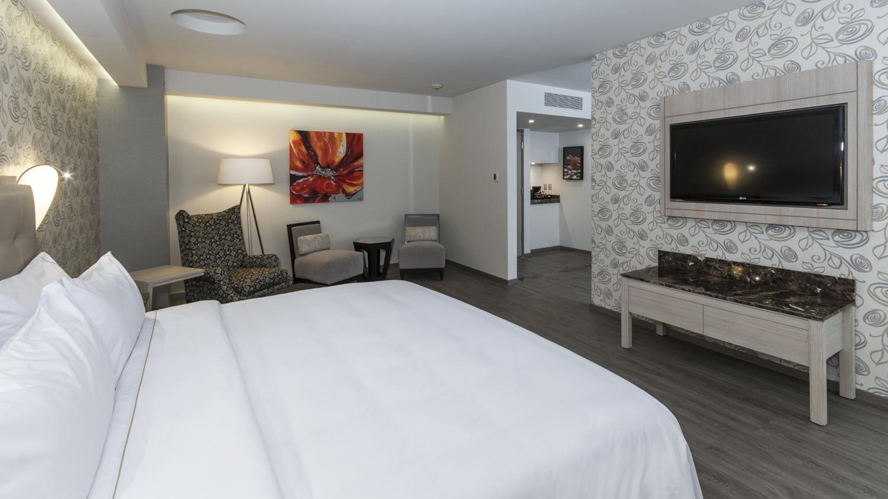 Standard King Room - Accessible