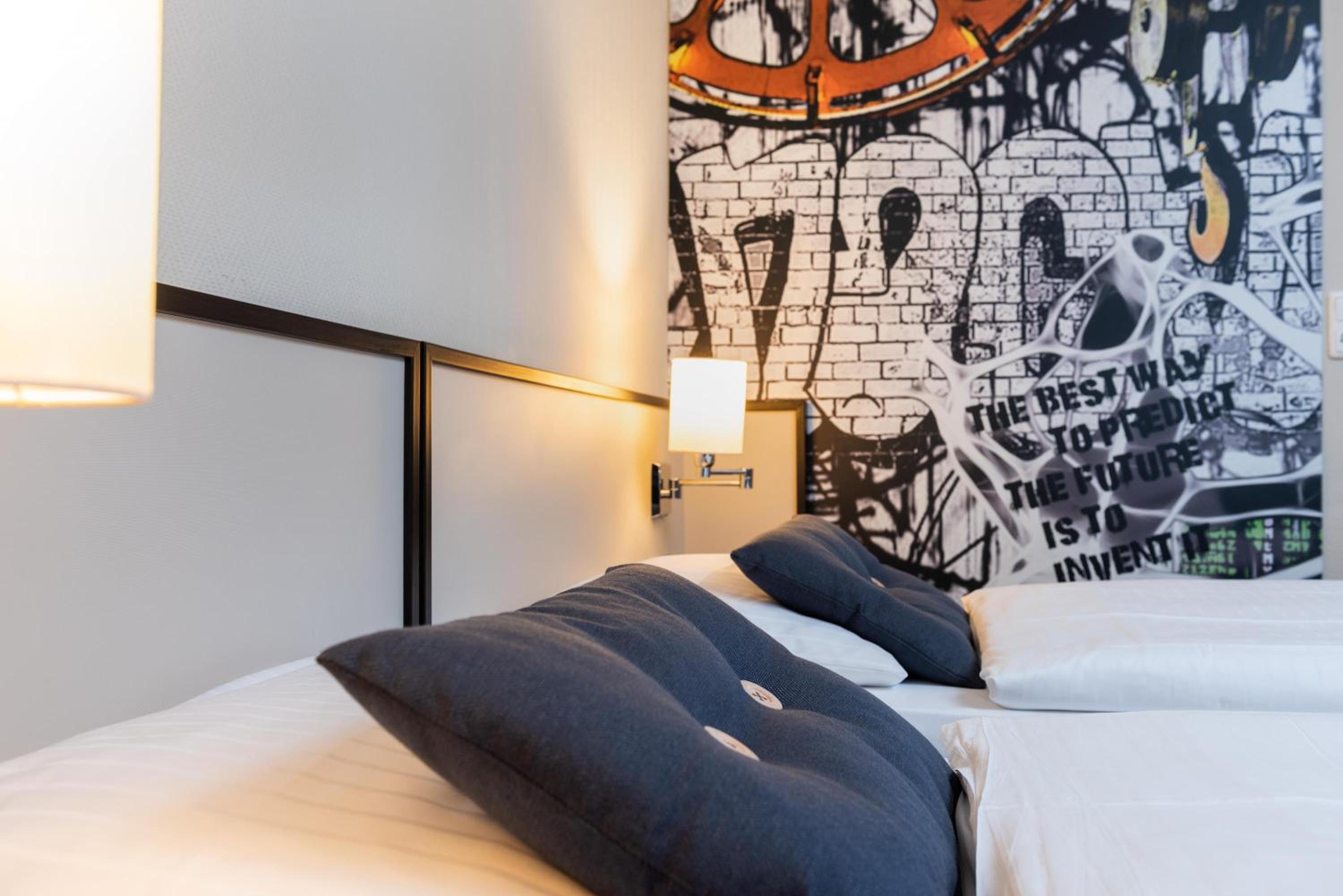 Standard Room photo 1