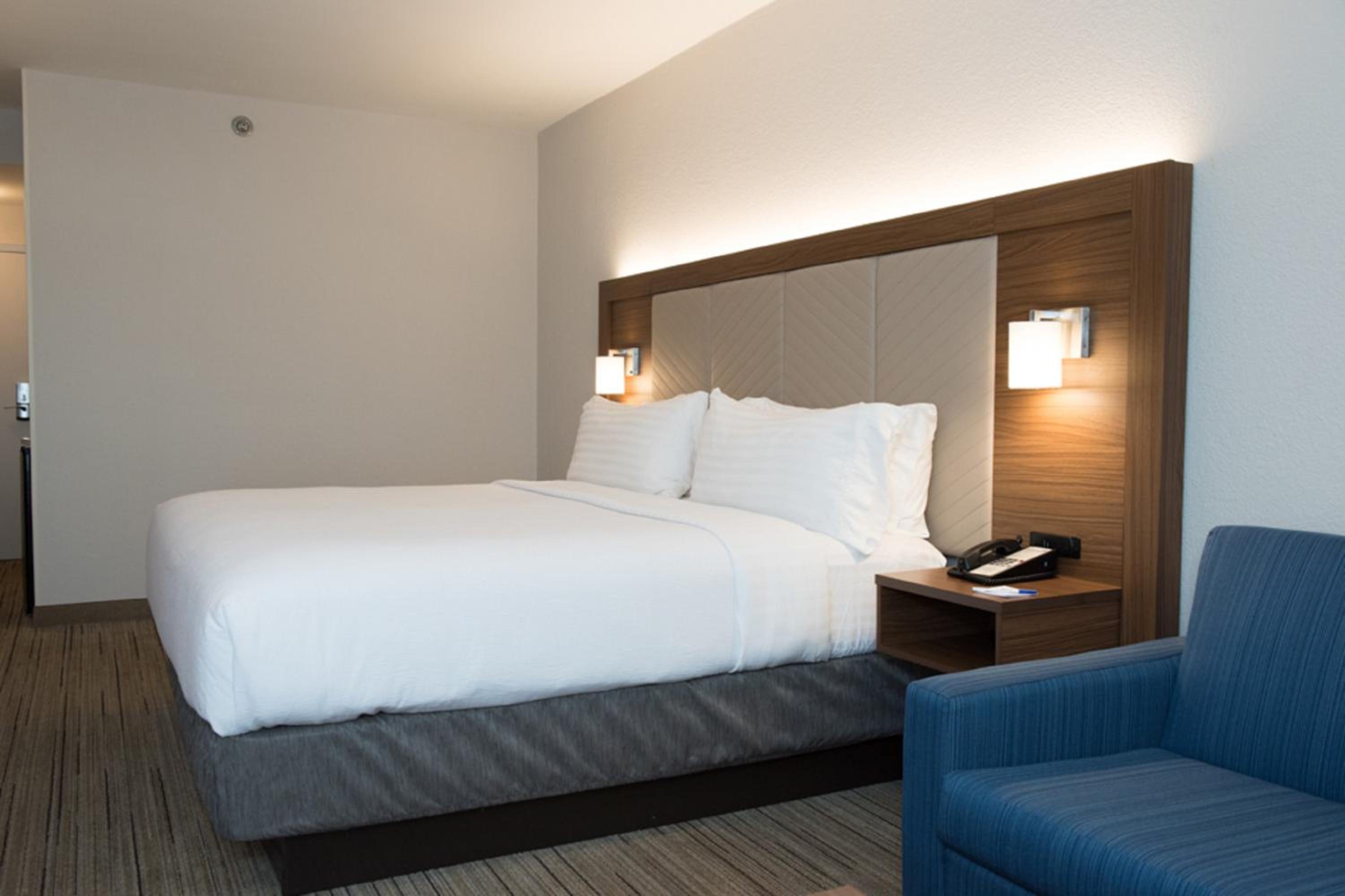 Standard Room - Photo 1