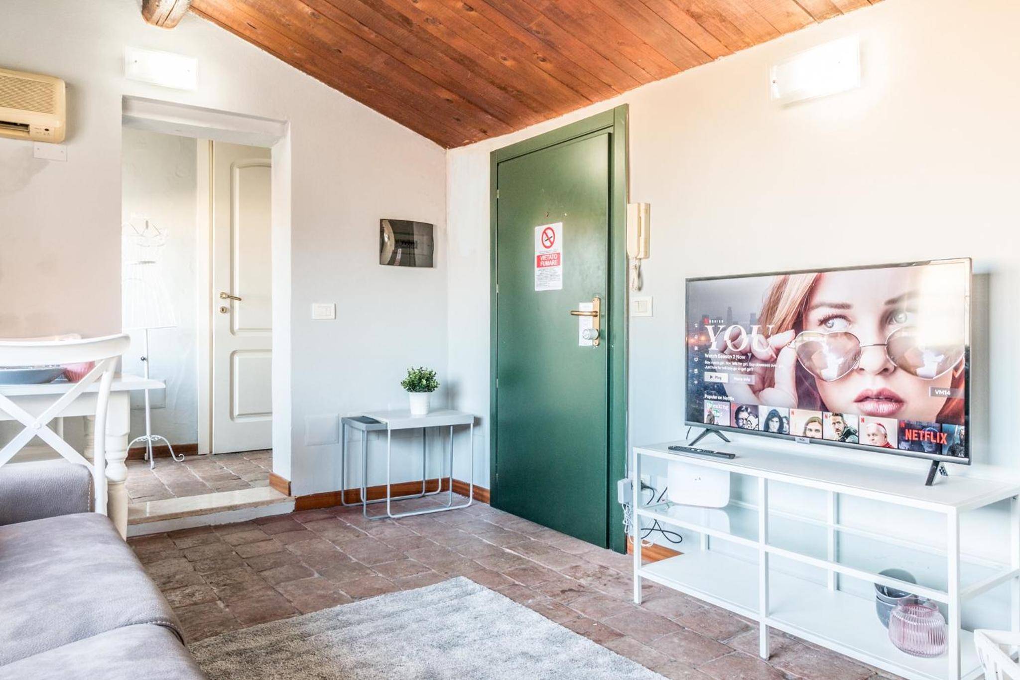 One-Bedroom Apartment - Photo 36