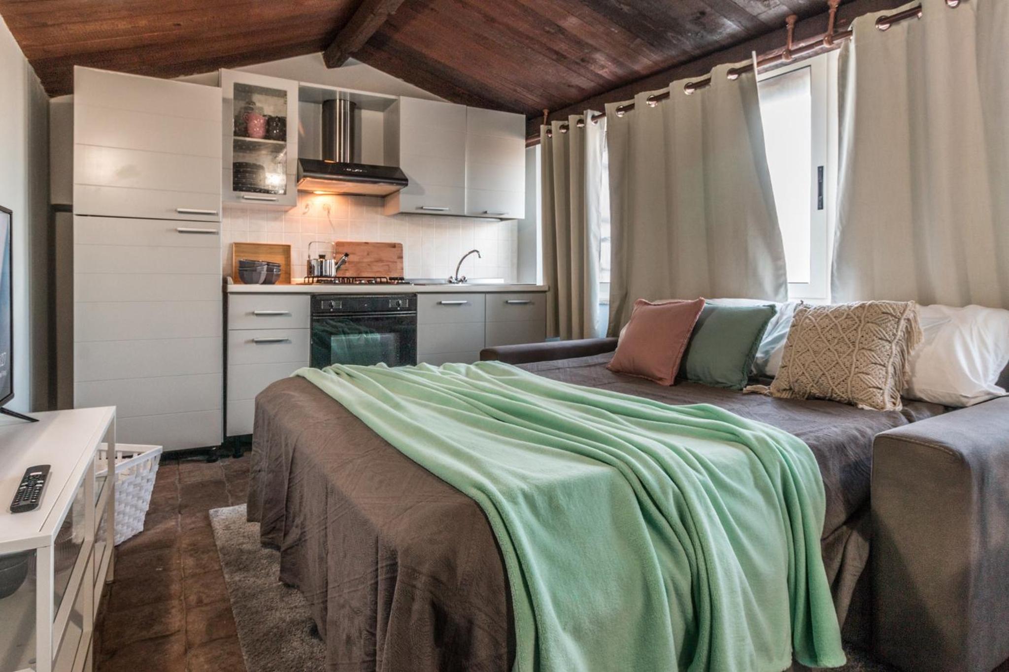 One-Bedroom Apartment - Photo 8
