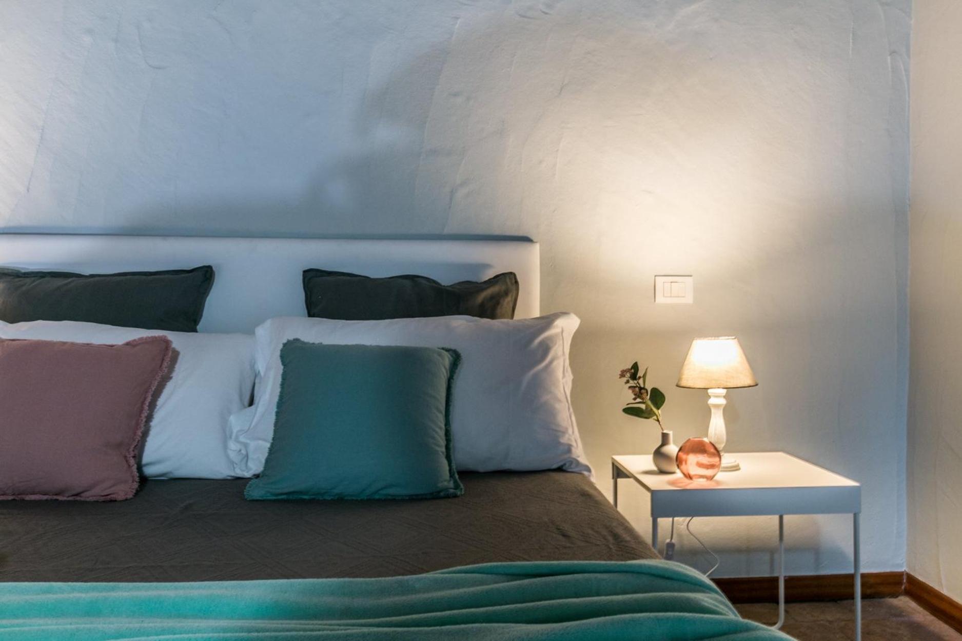 One-Bedroom Apartment - Photo 46
