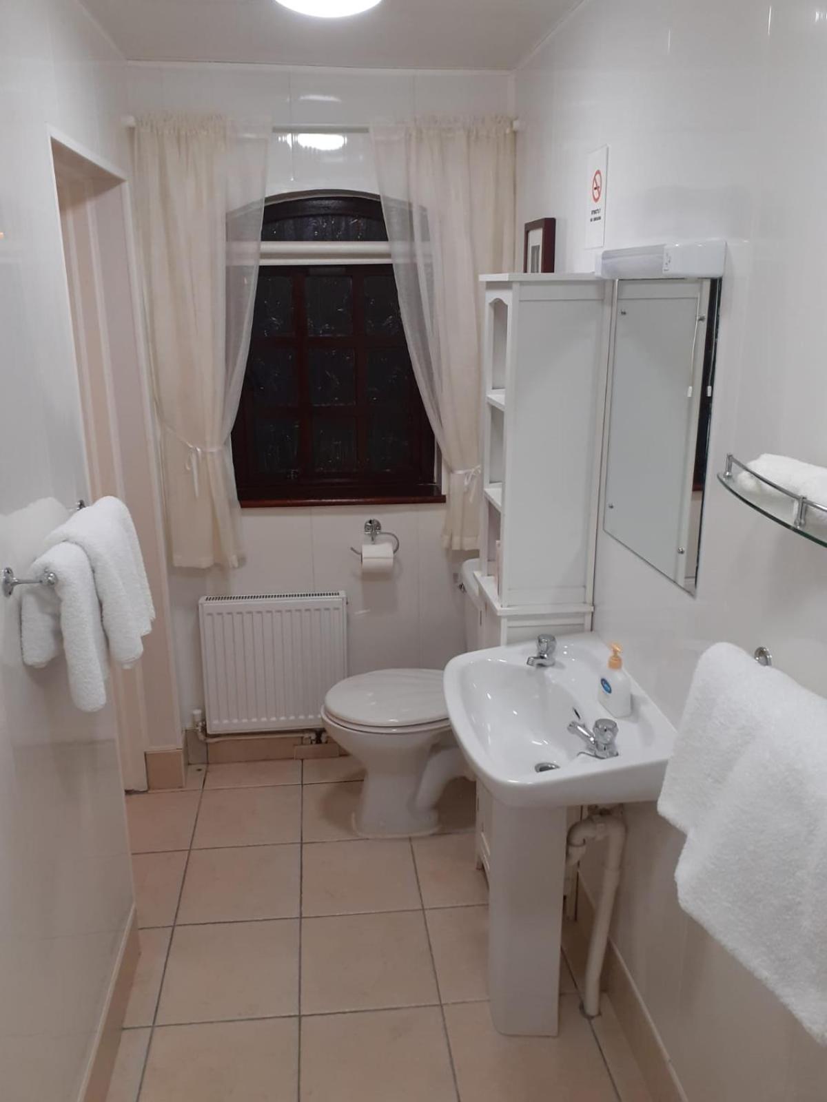 Two-Bedroom Suite photo 2