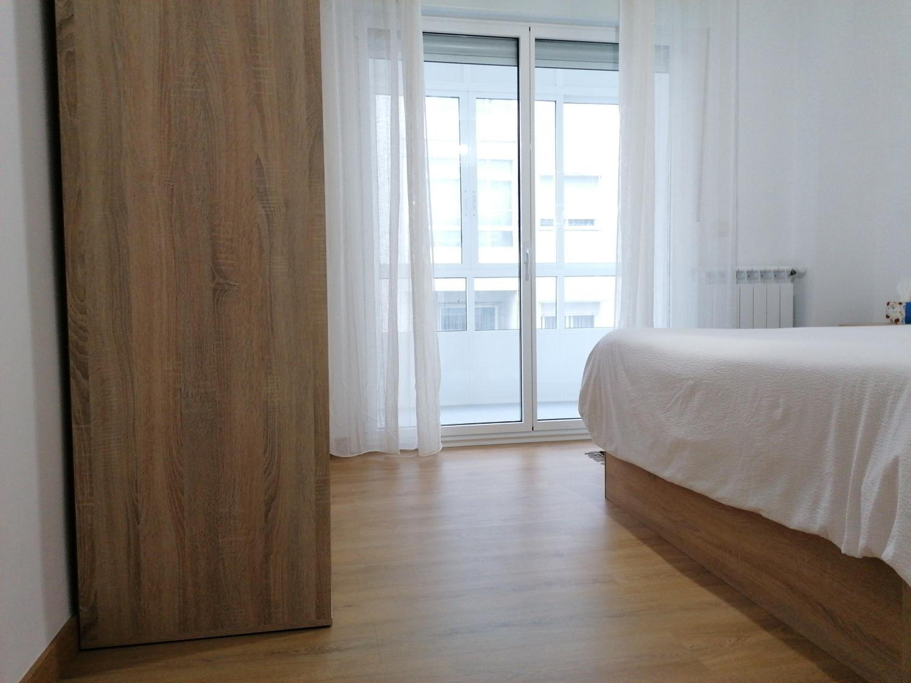 Three-Bedroom Apartment - Photo 5