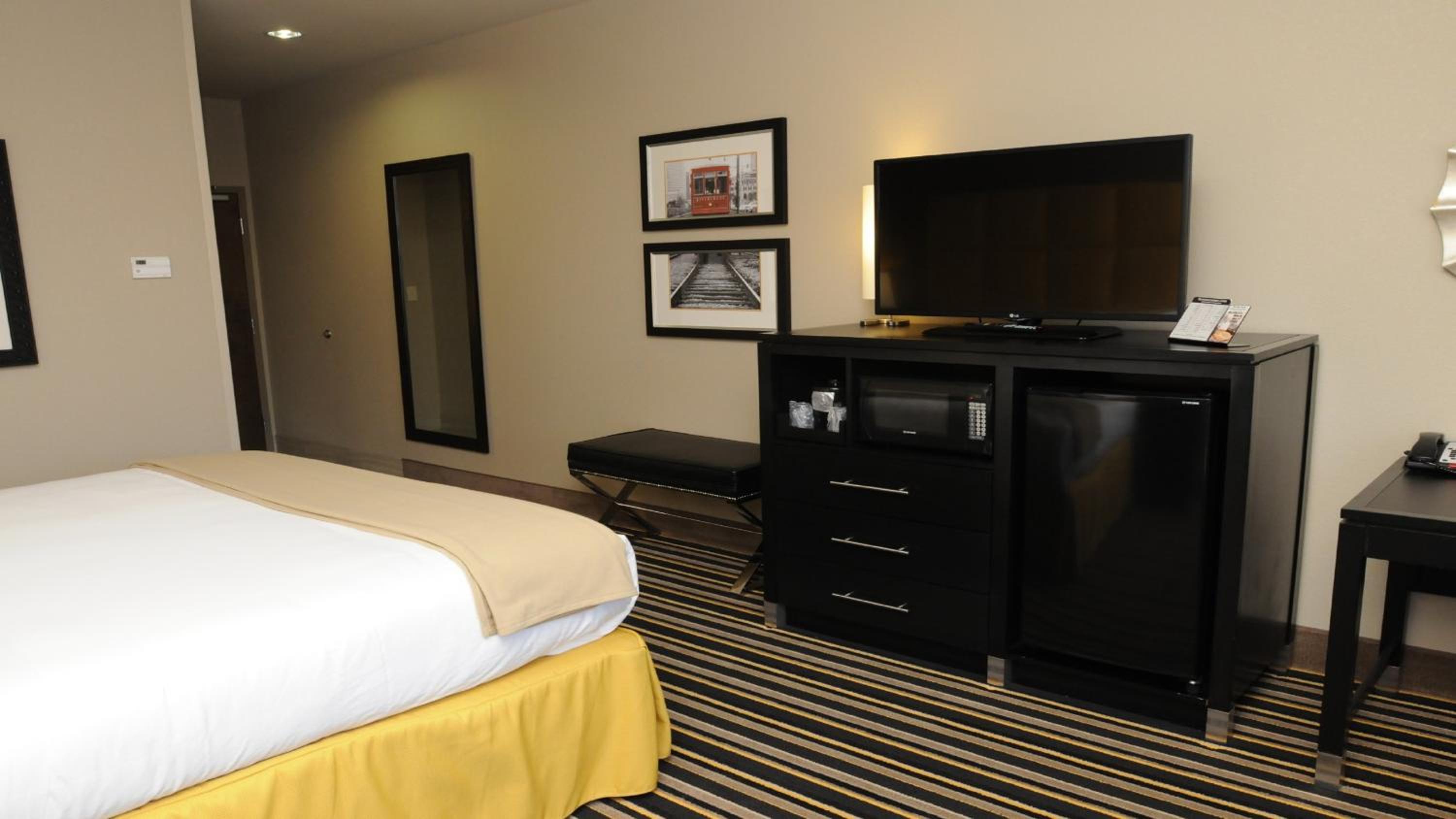 Standard King Room