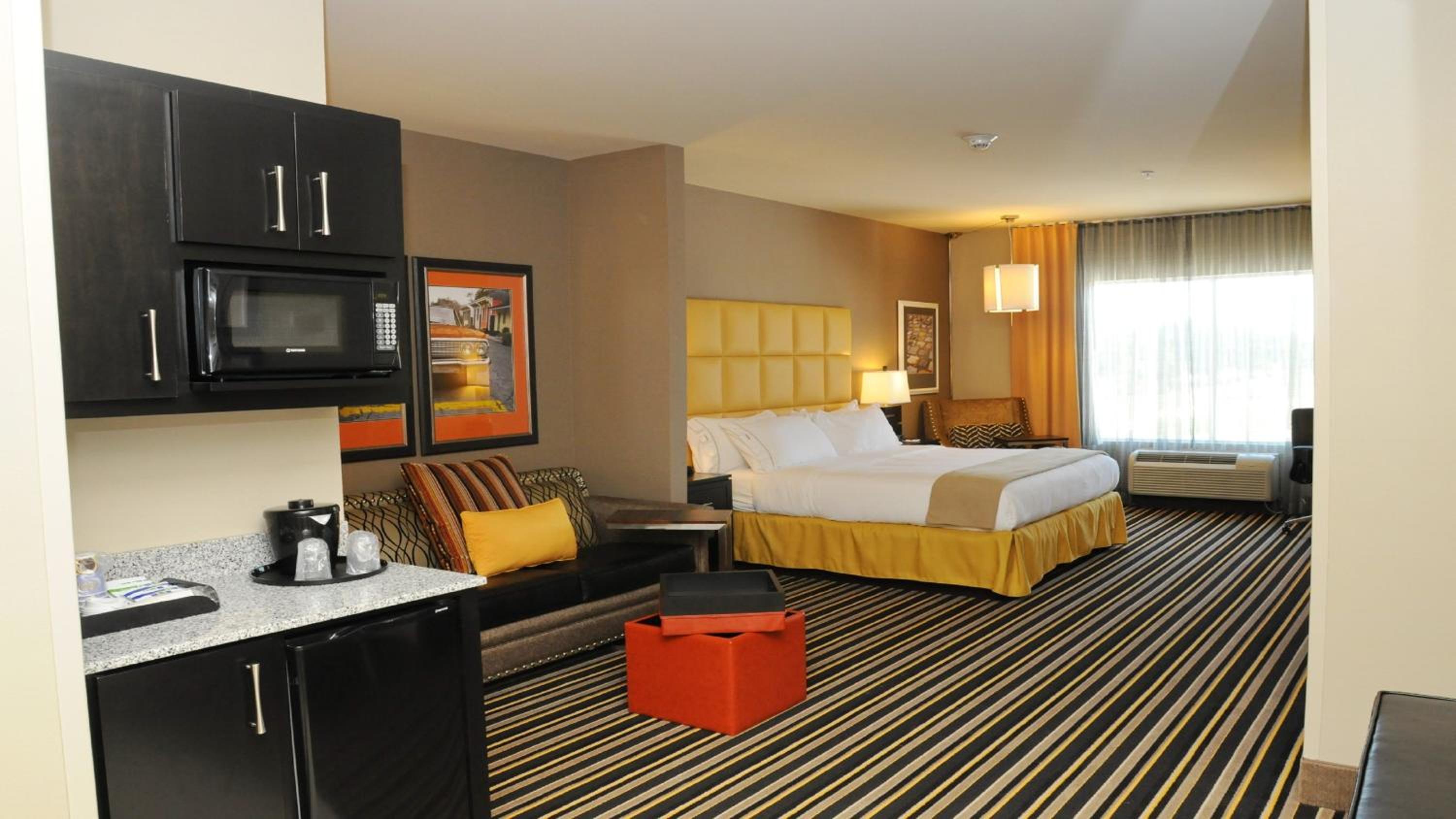 King Suite with Sofa Bed