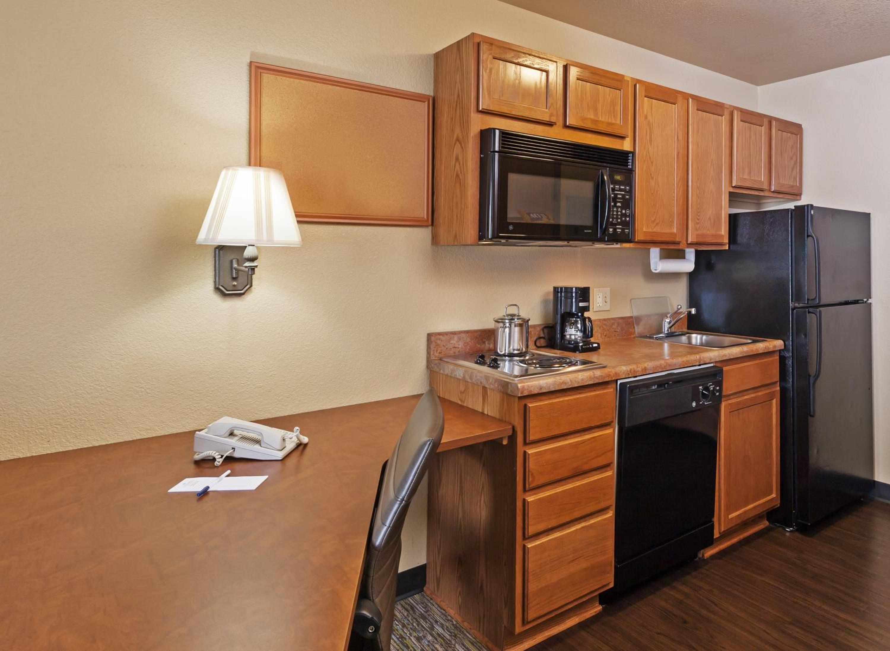 Studio Suite with Two Double Beds - Photo 2