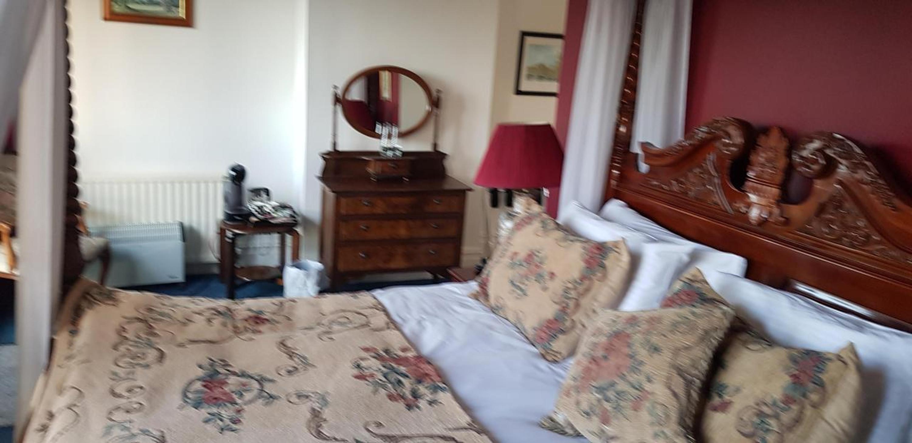 King Room with Balcony photo 2