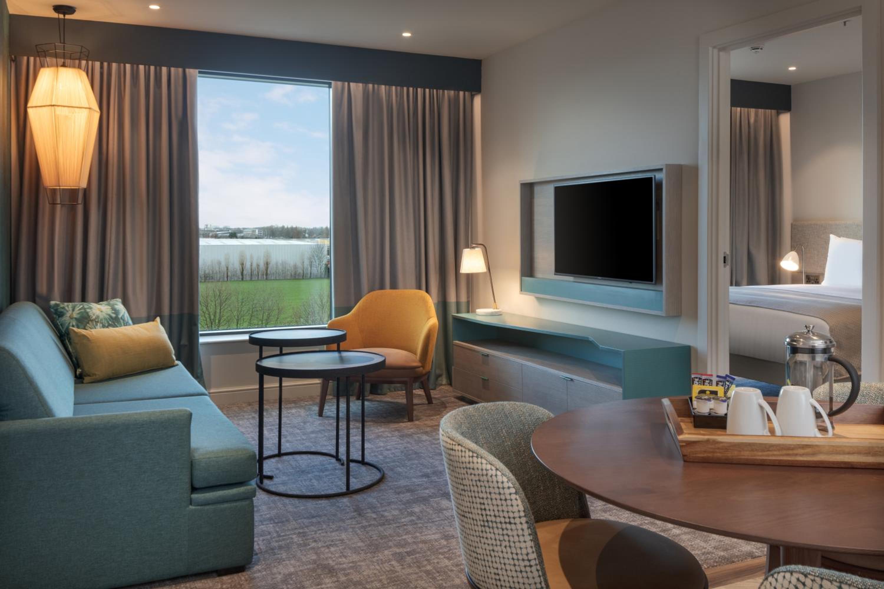 One-Bedroom Suite photo 2