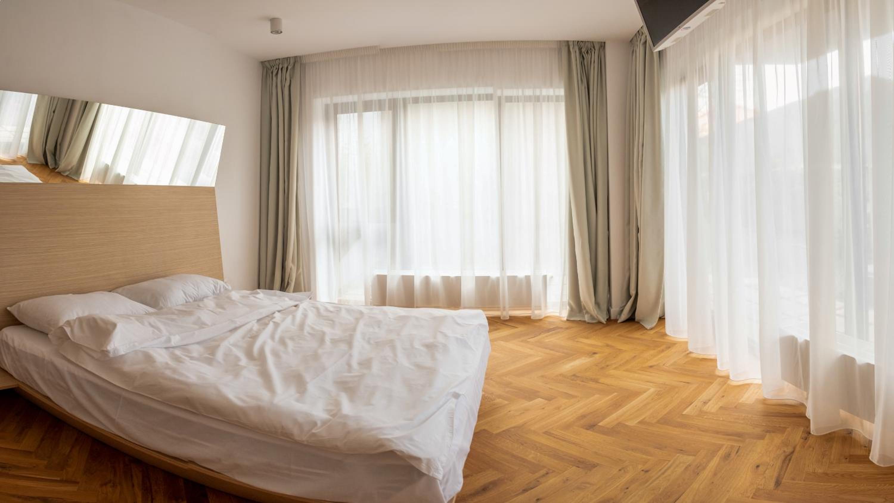 Deluxe One Bedroom Apartment with Terrace photo 1