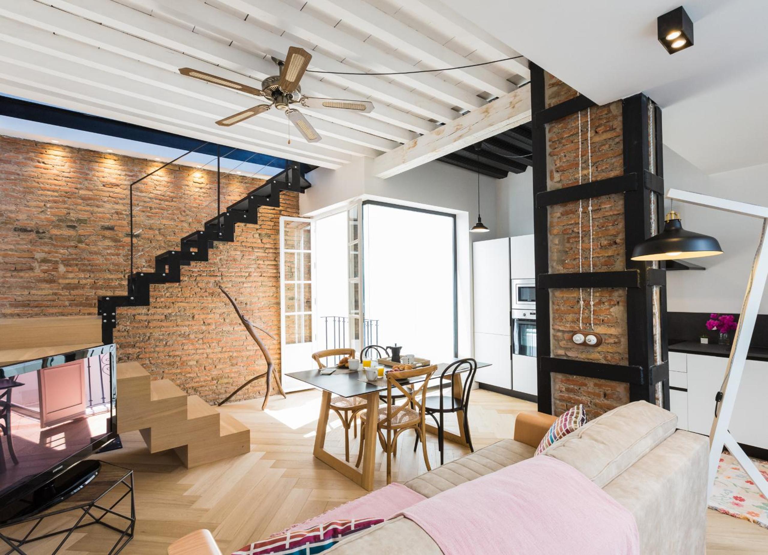Apartamento Ático de Dos Habitaciones con Terraza