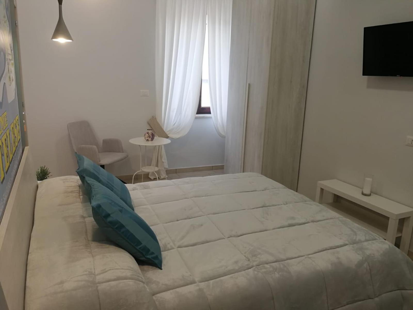Quadruple Room with Private Bathroom - Photo 1