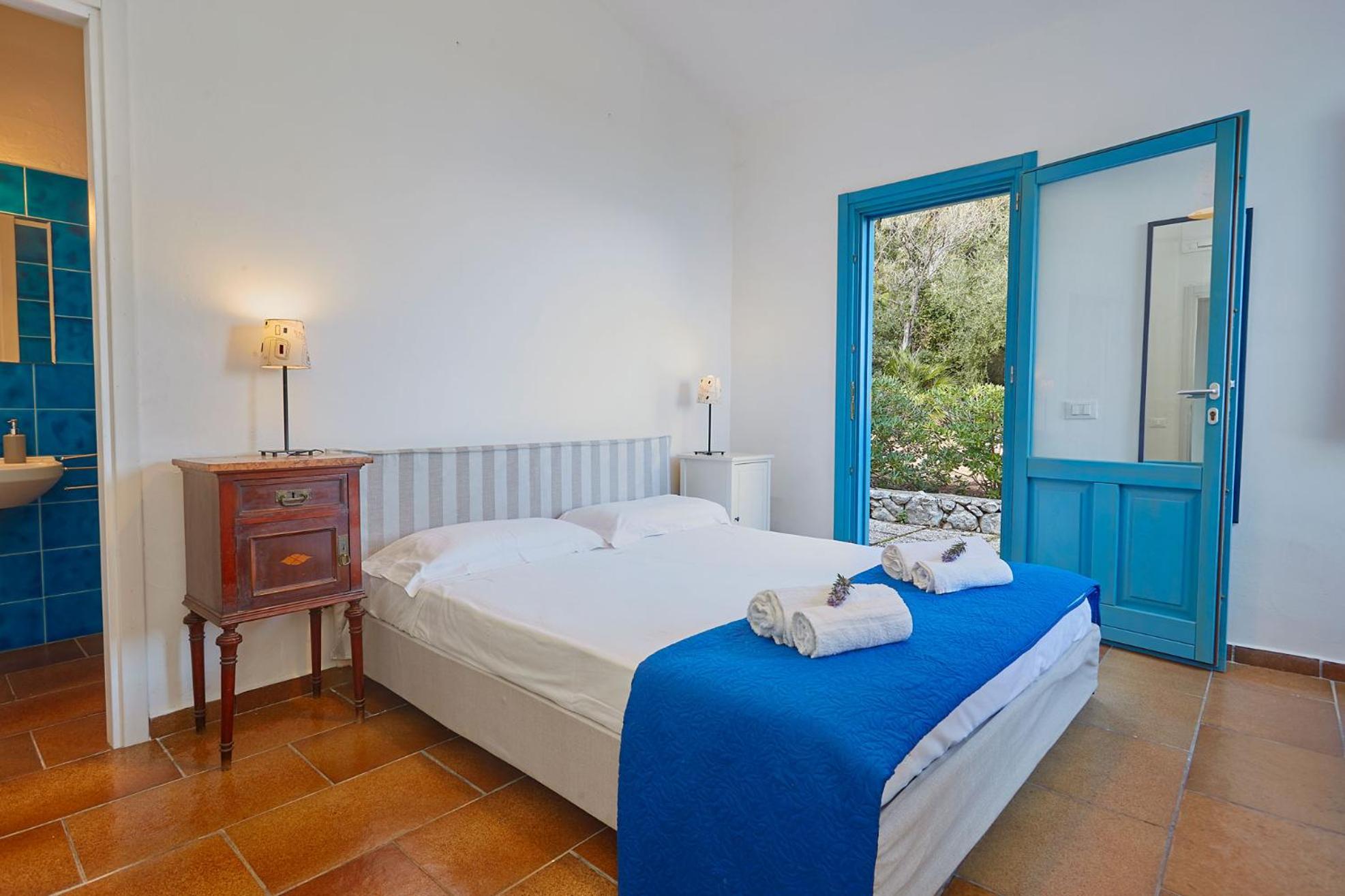 Villa with Sea View photo 3