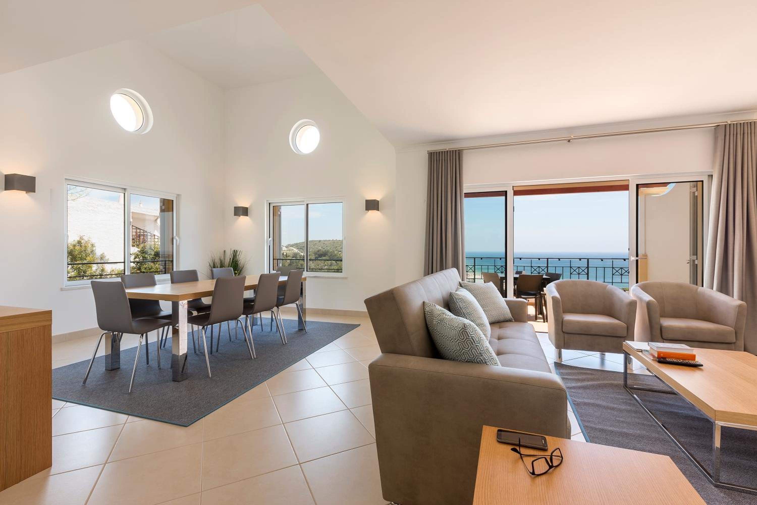 Two-Bedroom Townhouse with Sea View