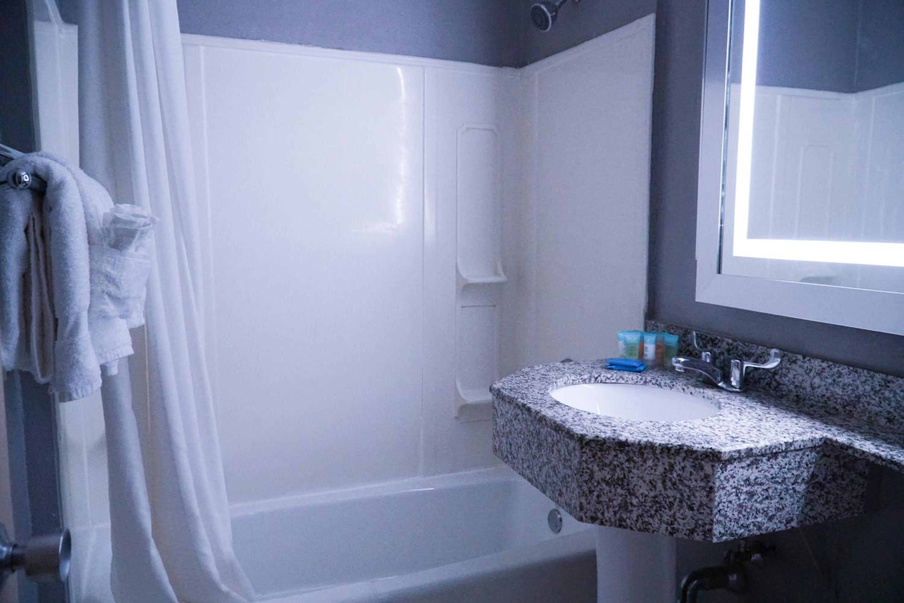 King Room - Photo 1