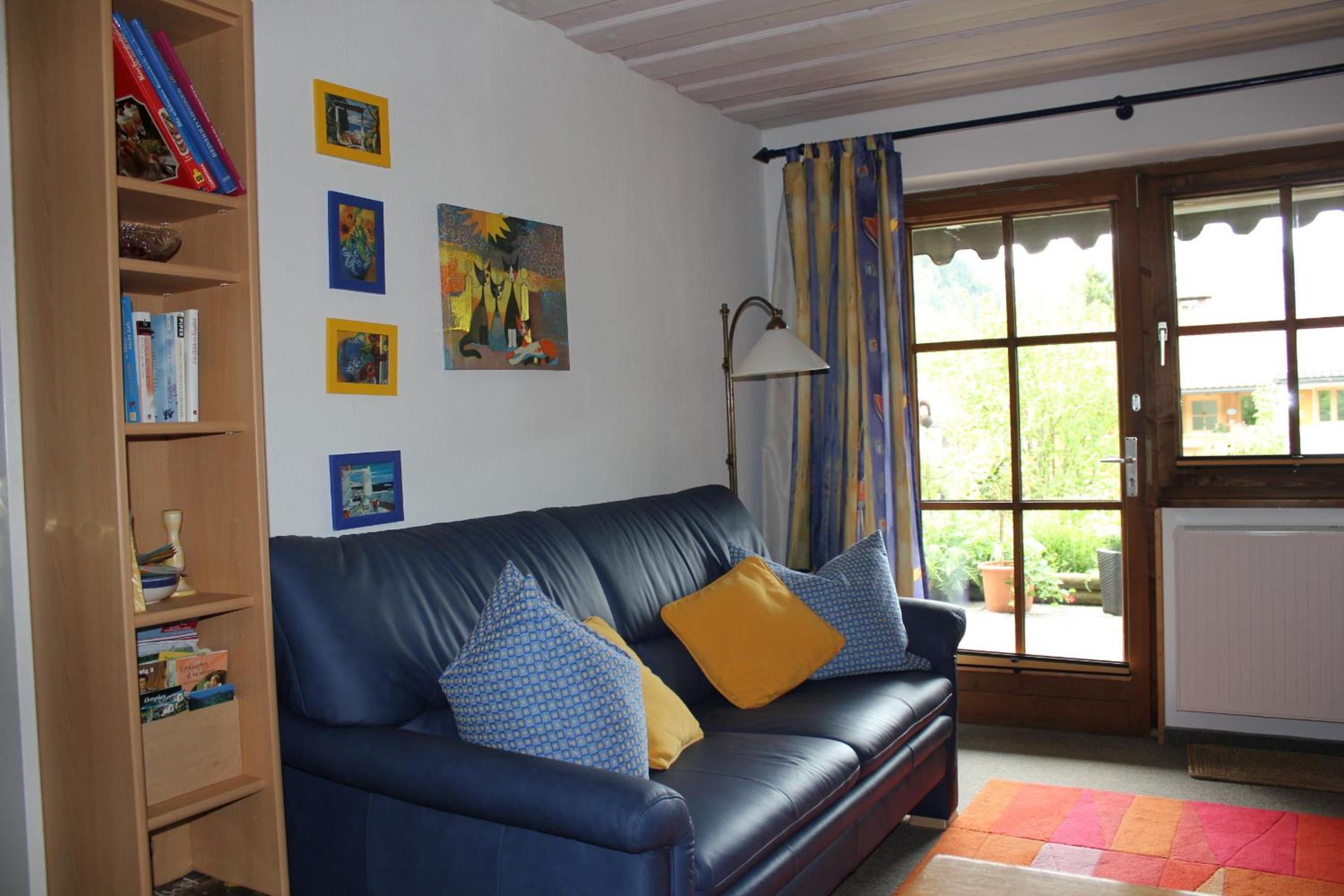 One-Bedroom Apartment photo 2