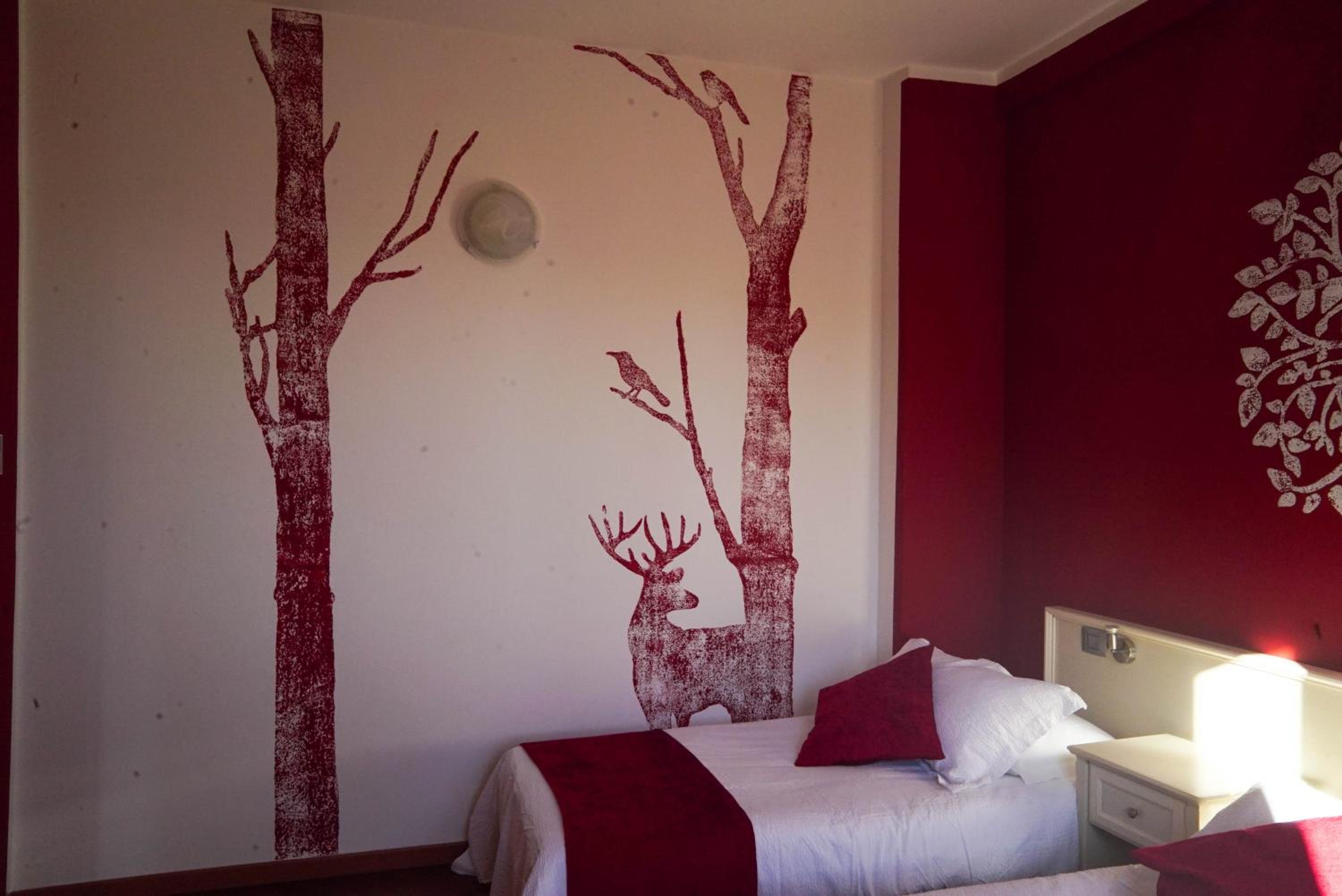 Deluxe Twin Room - Photo 8