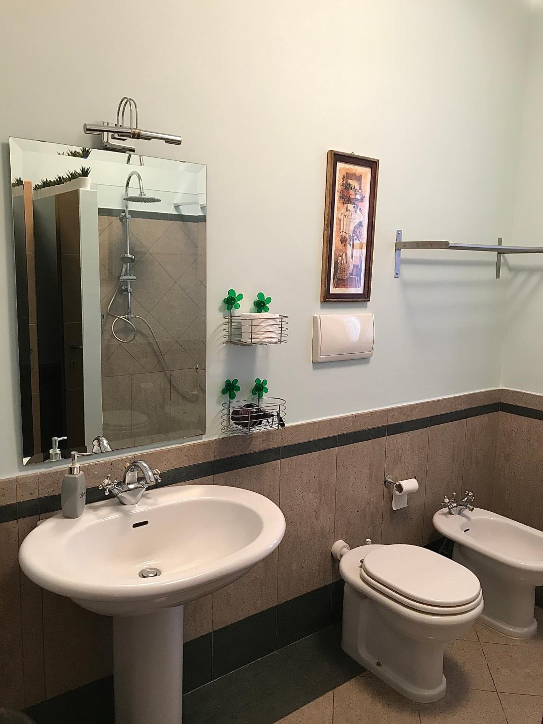 Double or Twin Room with Private External Bathroom photo 3