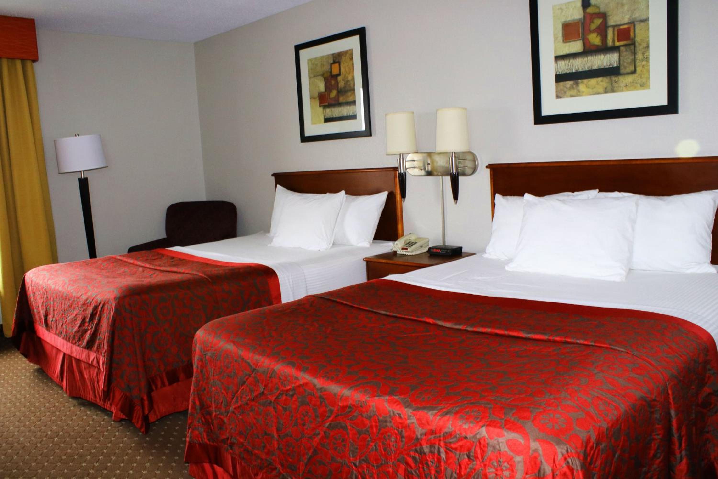 Double Room with Two Double Beds - Non-Smoking - Photo 9