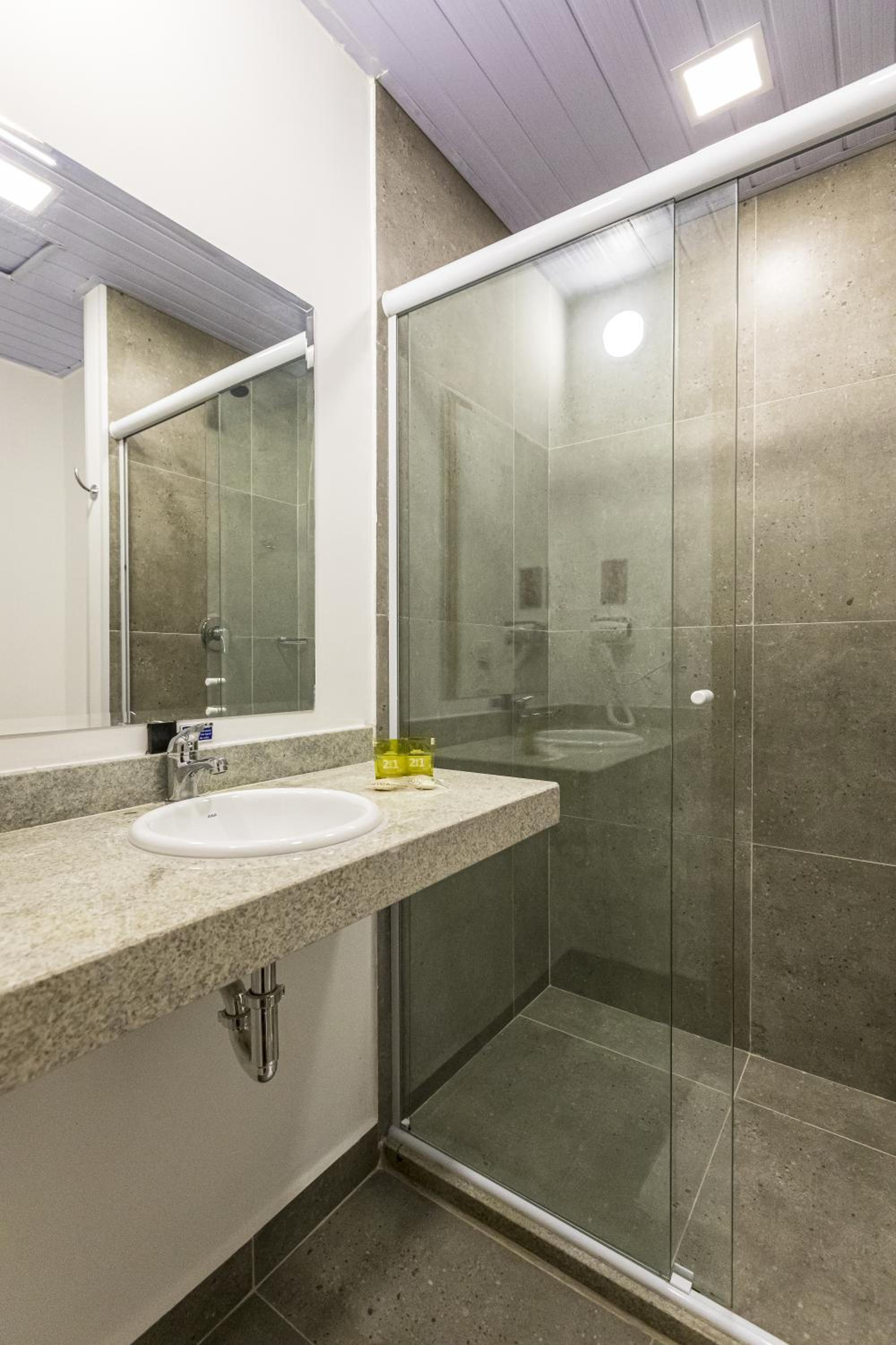 Double Room - Photo 6