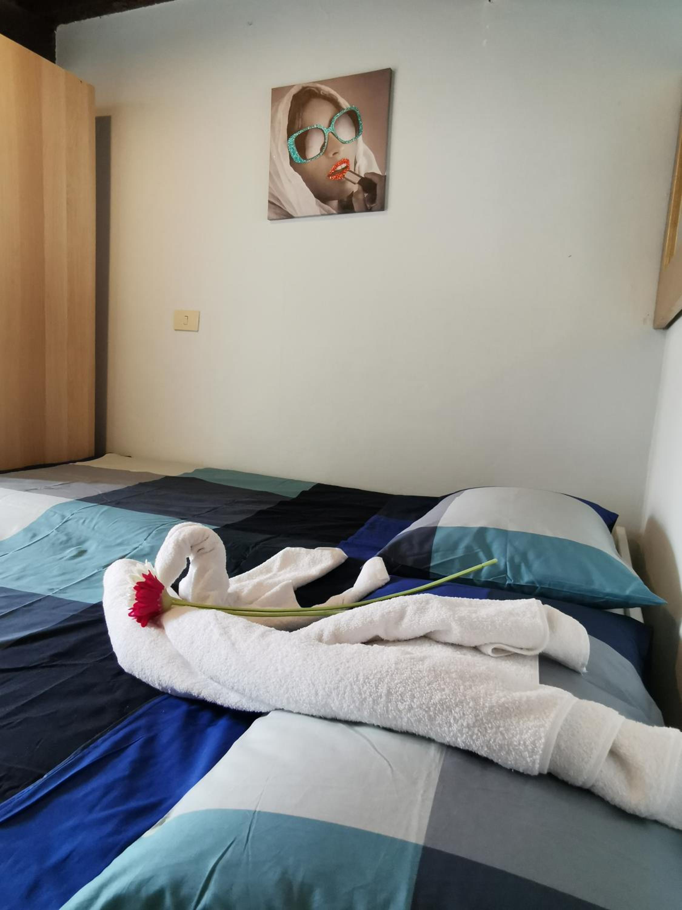 One-Bedroom Apartment - Photo 15