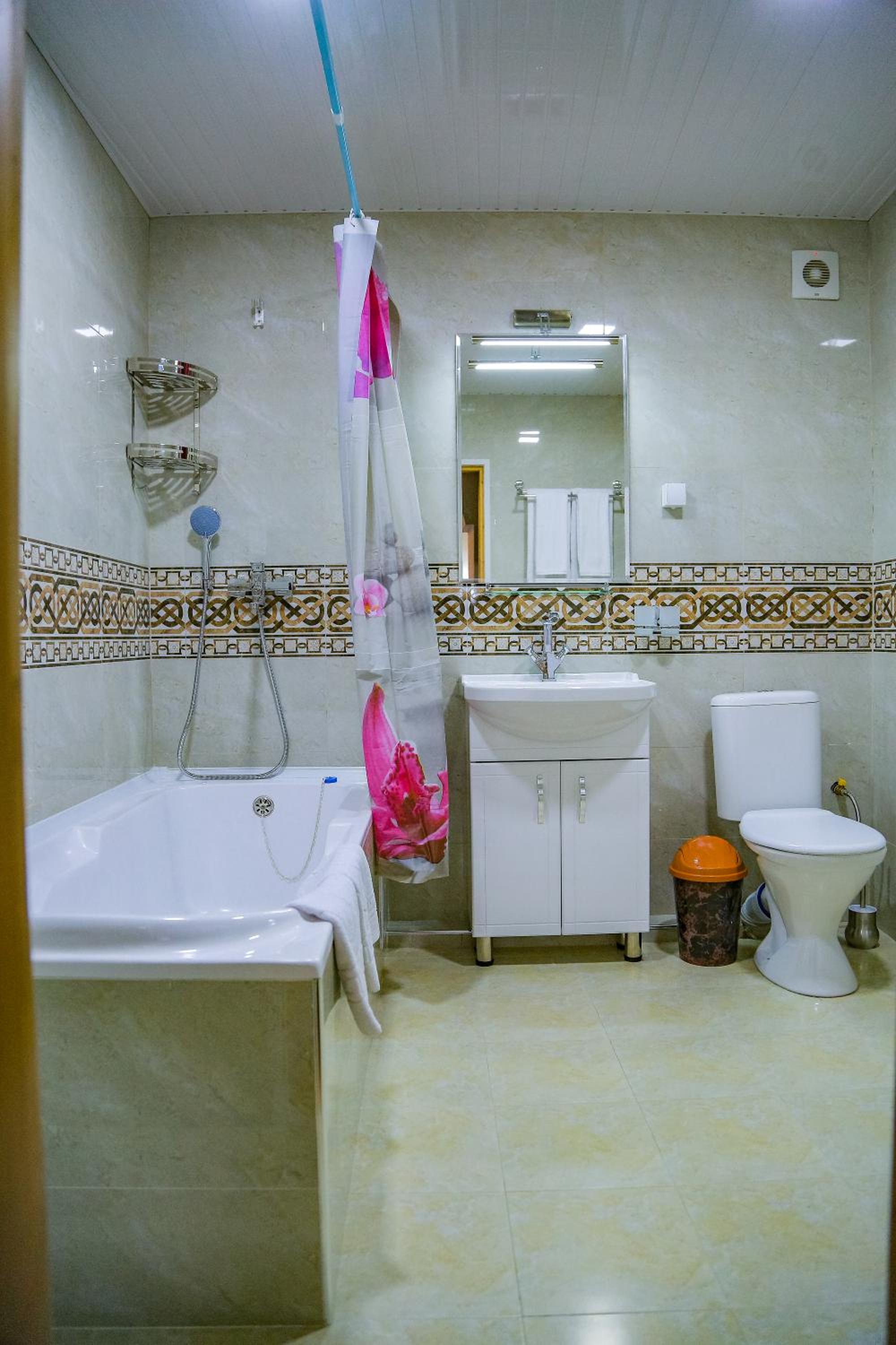 Deluxe Double Room with Balcony photo 3
