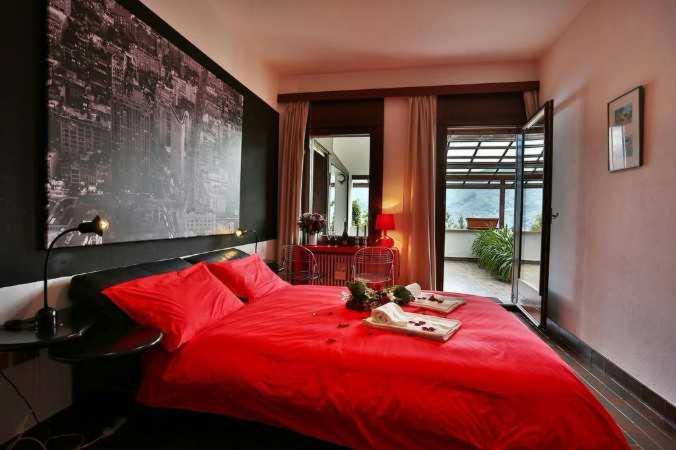 Villa com Piscina Privada
