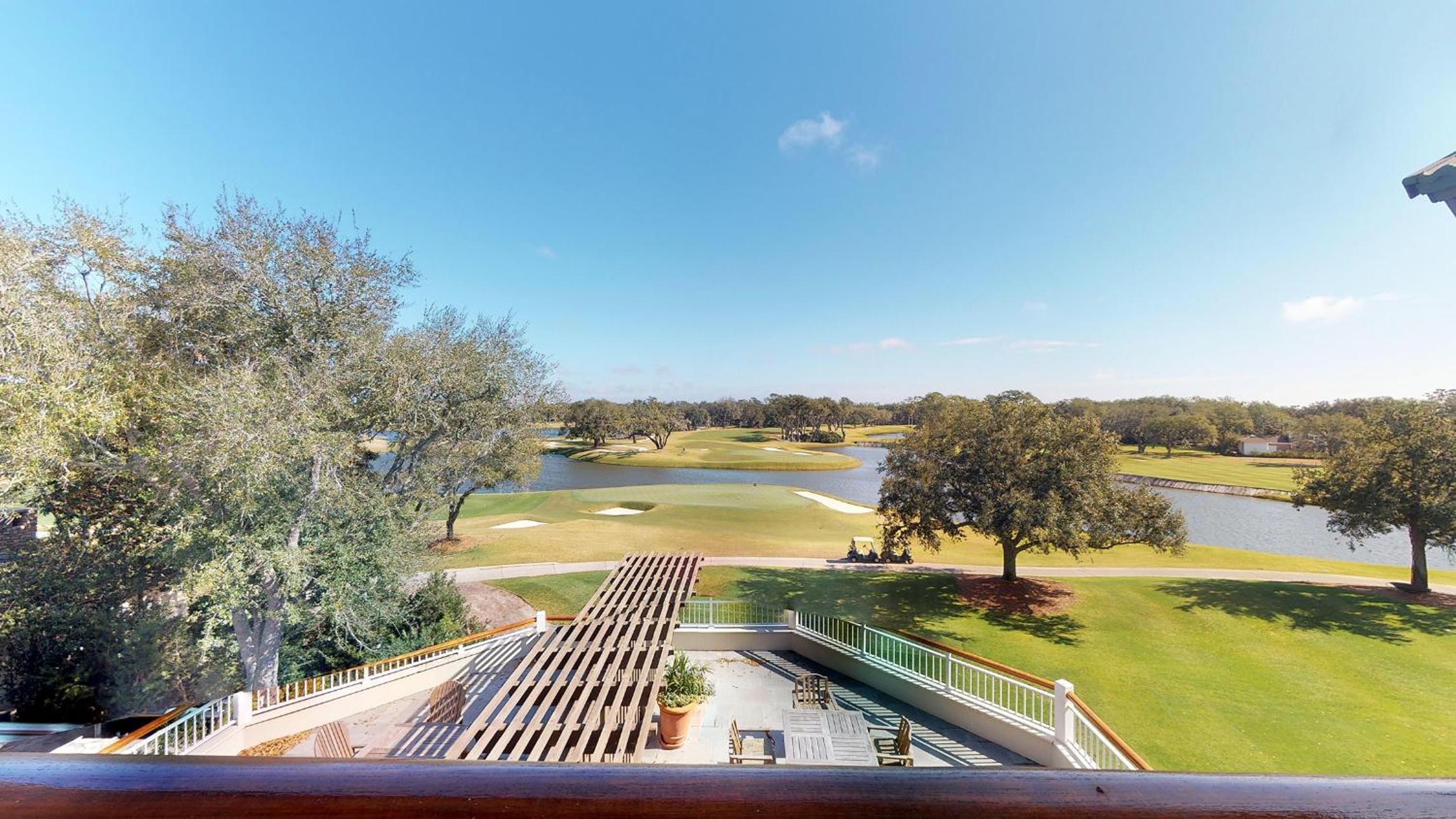 Golf Course View Room - King Bed photo 2