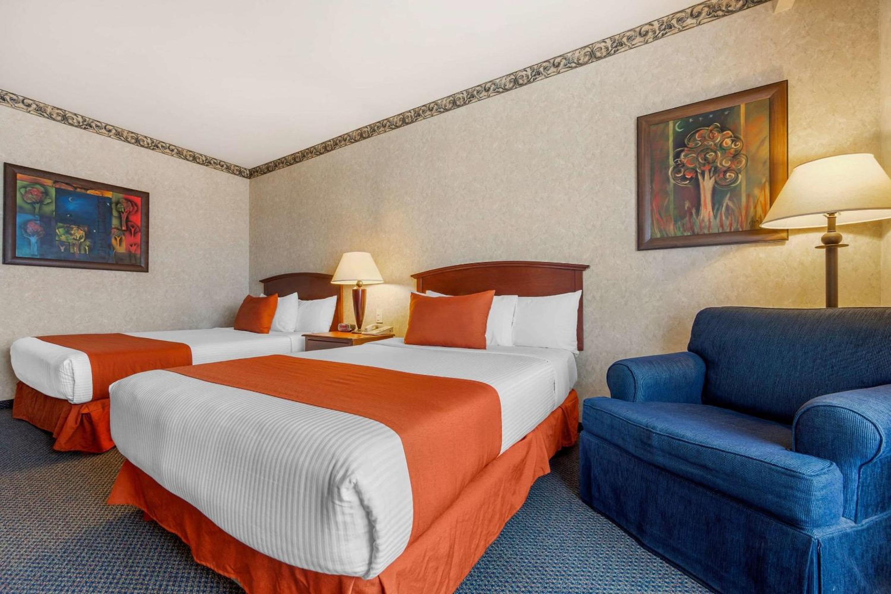 Standard Double Room - Photo 2
