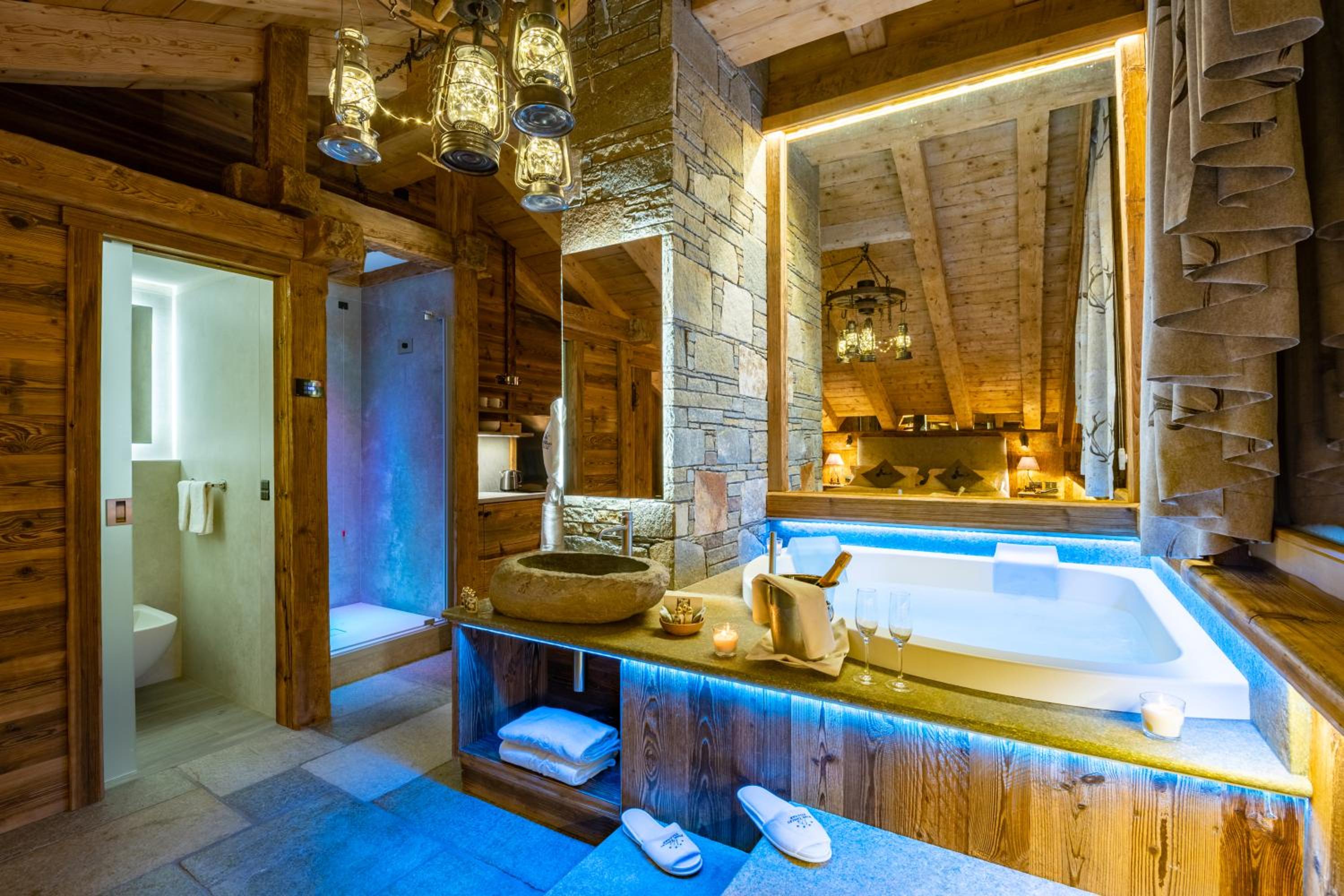 Suite Chalet with View photo 2