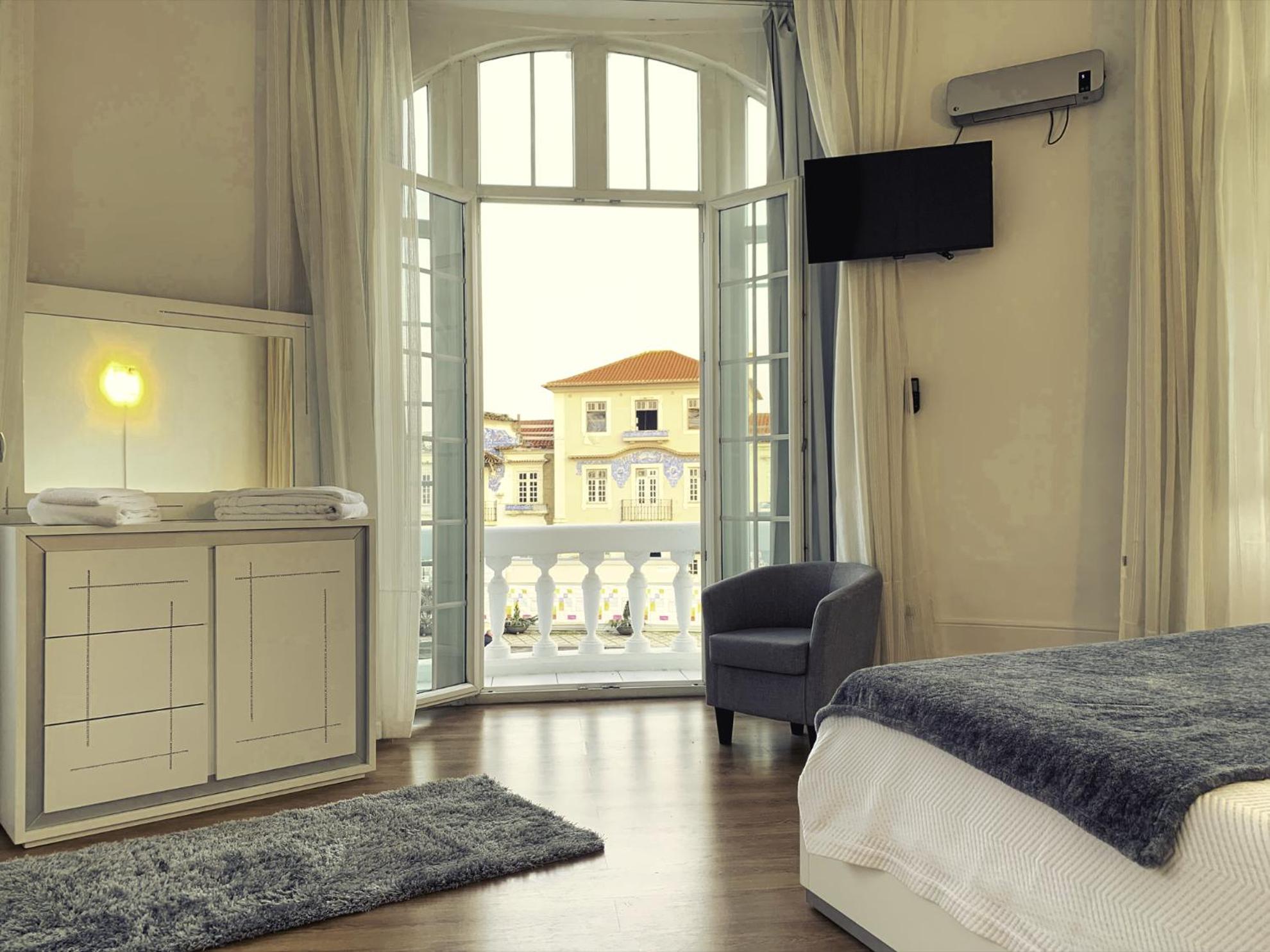 Suite with Balcony photo 1