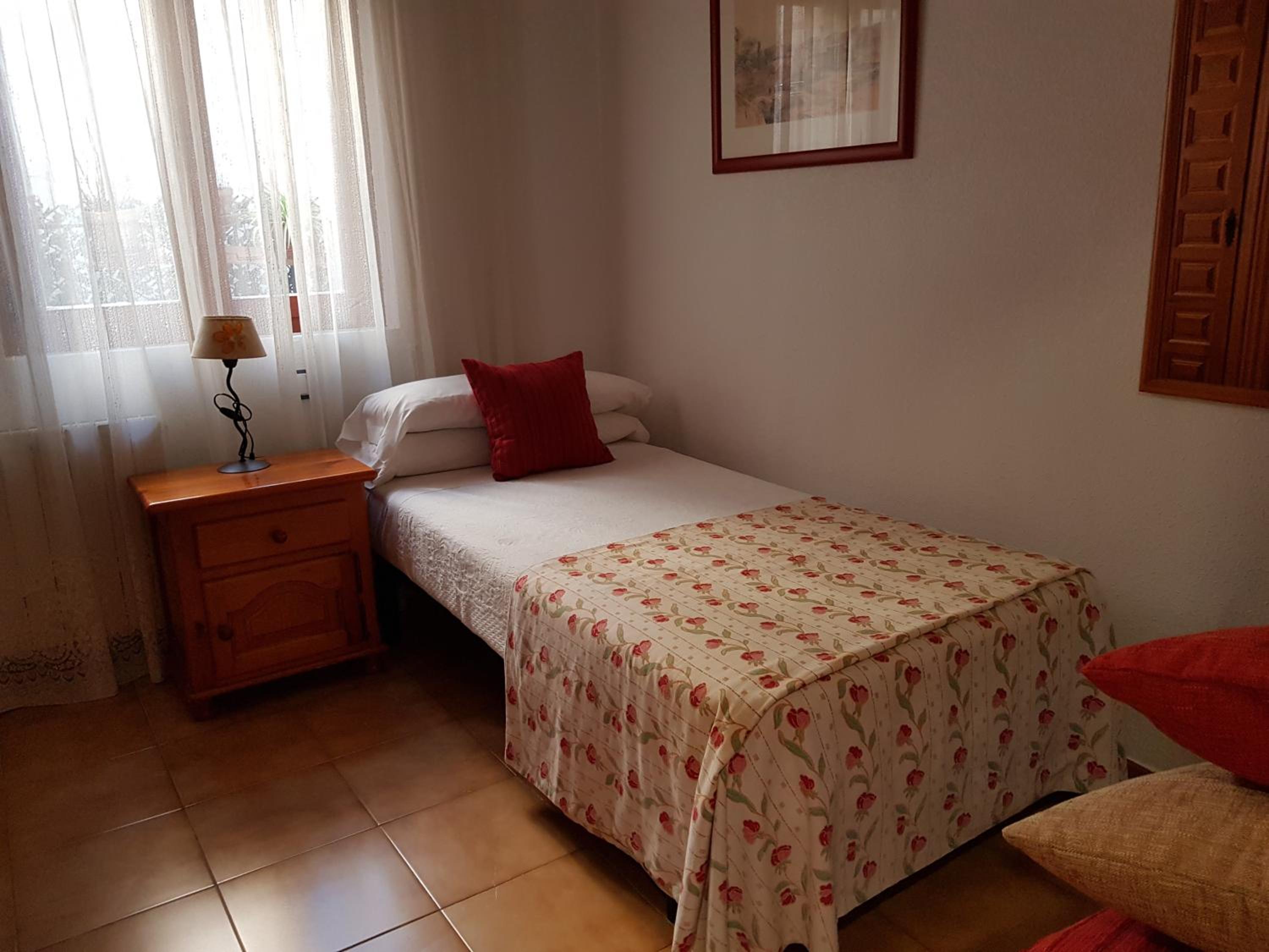 Single Room photo 3
