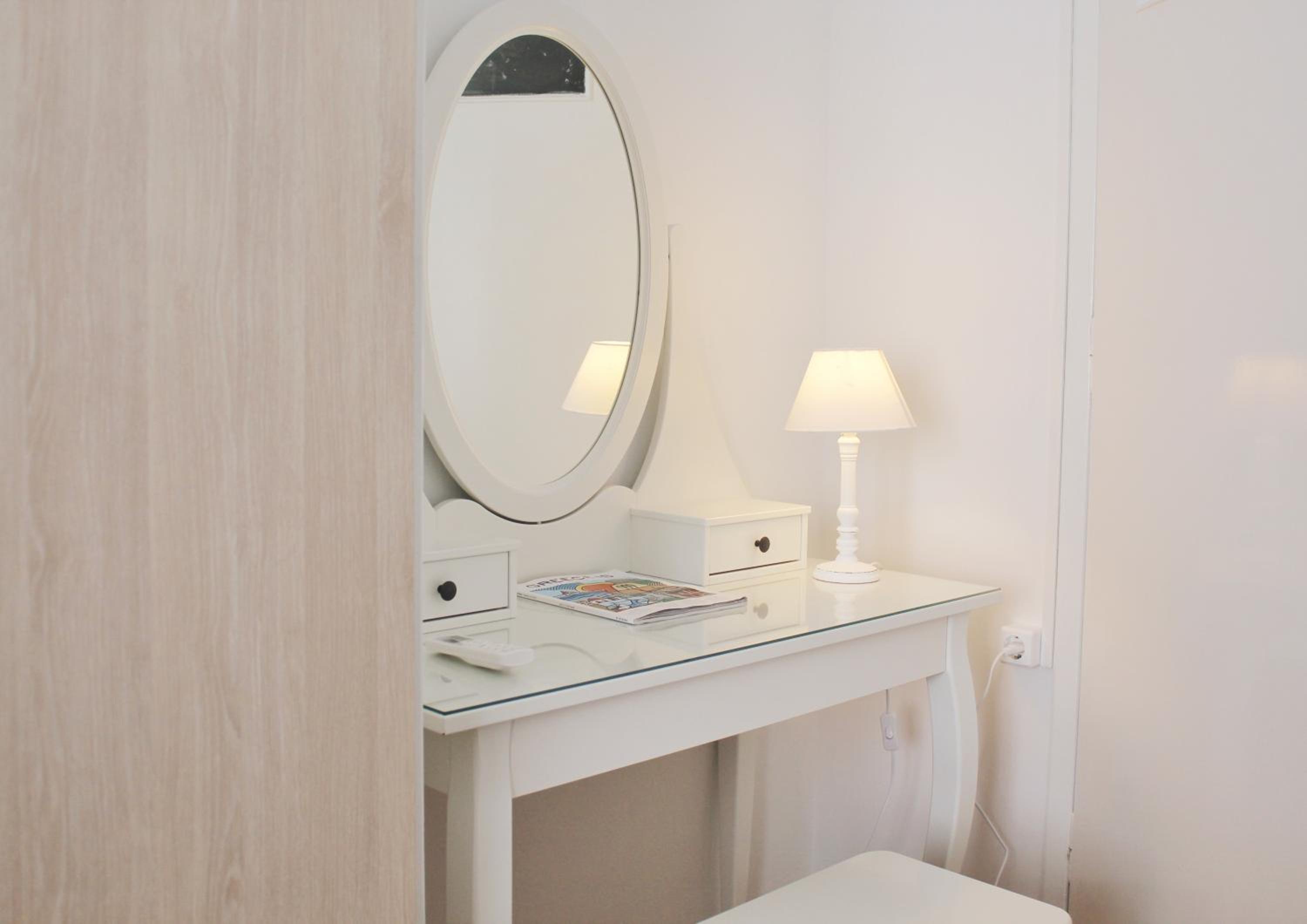 Two-Bedroom Apartment (Annex building) photo 2